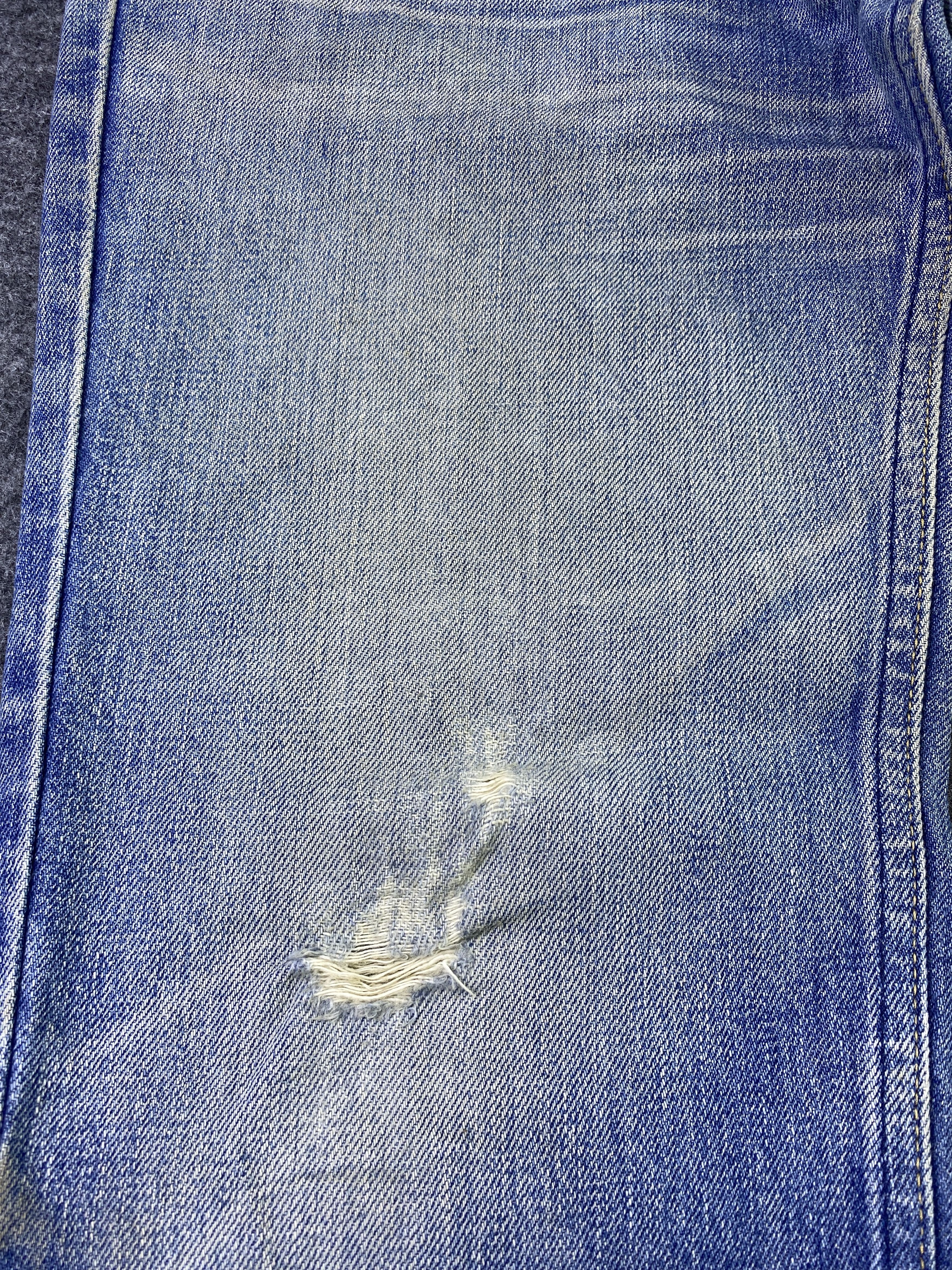 Levi's Vintage Levi's 519 Distressed Blue Wash Jeans - J964 Size US 31 - 14 Thumbnail