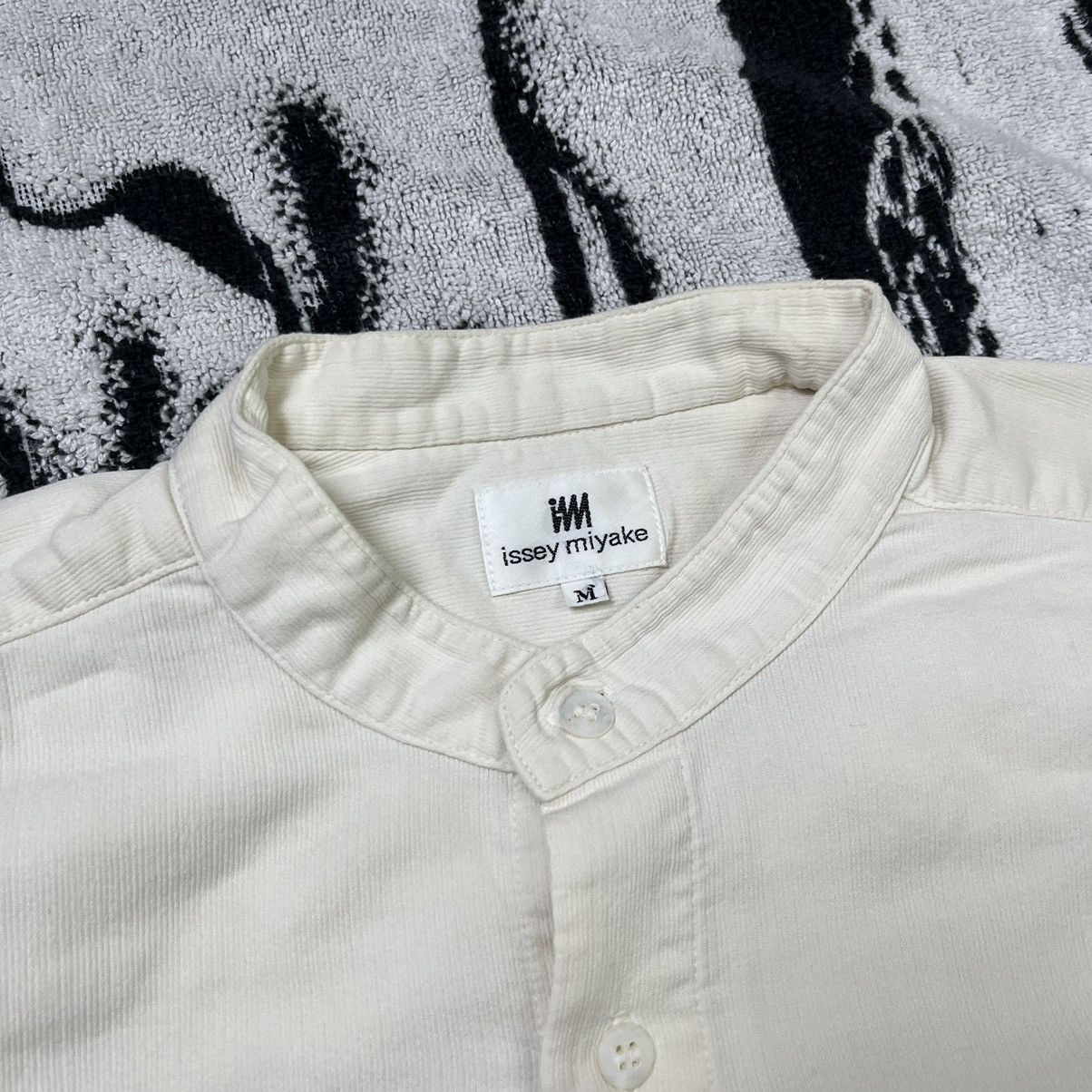 Designer × Issey Miyake × Japanese Brand Vintage Issey miyake textured long sleeve button shirt Size US M / EU 48-50 / 2 - 4 Thumbnail