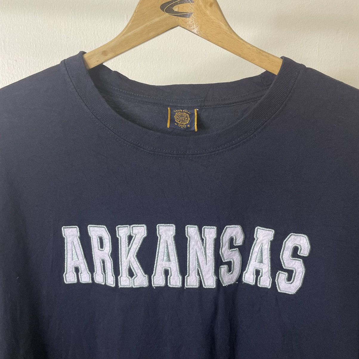 Vintage Vintage 2000s Arkansas Embroidery Spell Out T Shirt Size US L / EU 52-54 / 3 - 2 Thumbnail