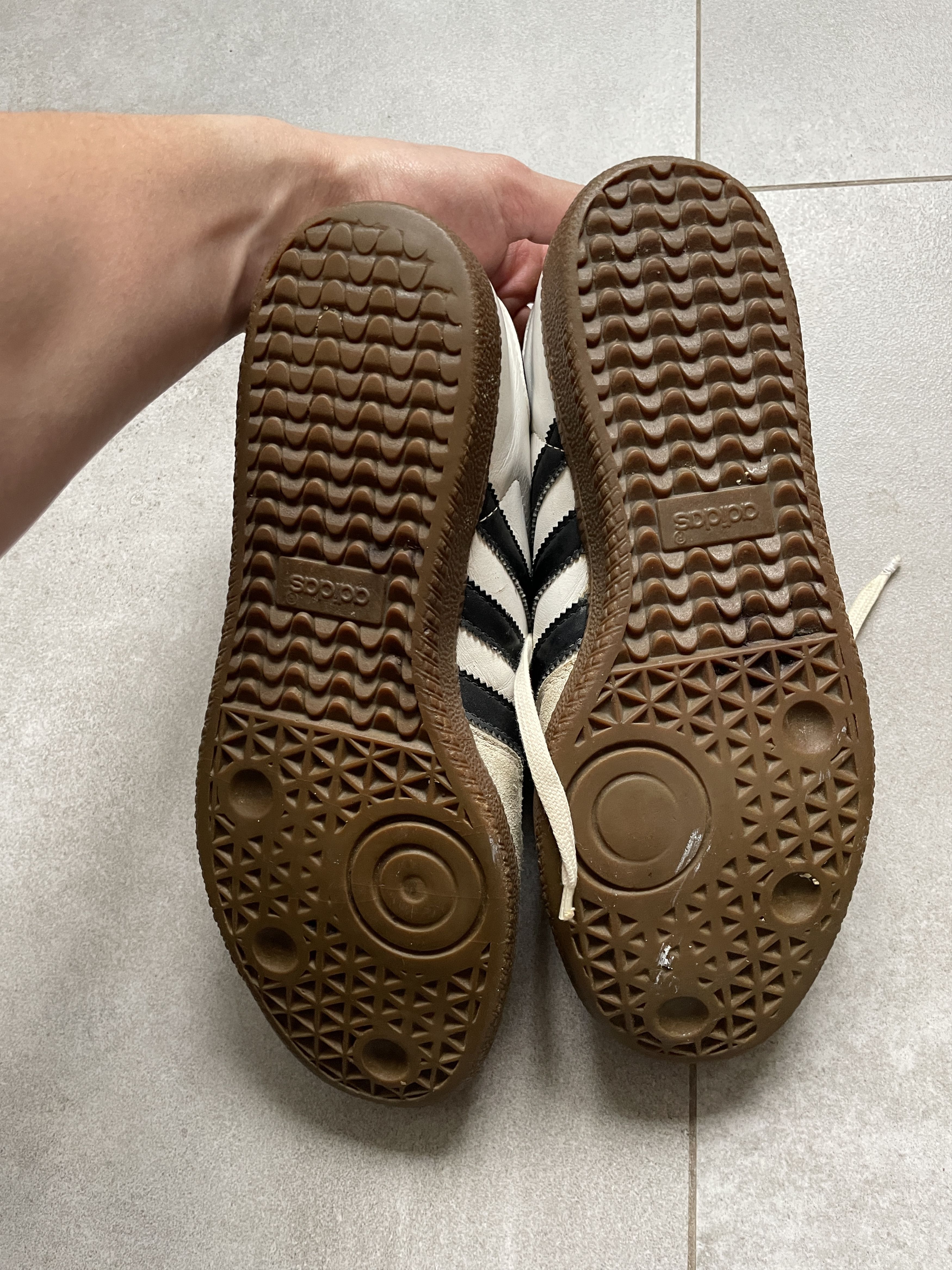 Adidas × Leather Y2K ADIDAS WHITE BEIGE LEATHER SAMBA SNEAKERS Size US 8.5 / EU 41-42 - 5 Thumbnail