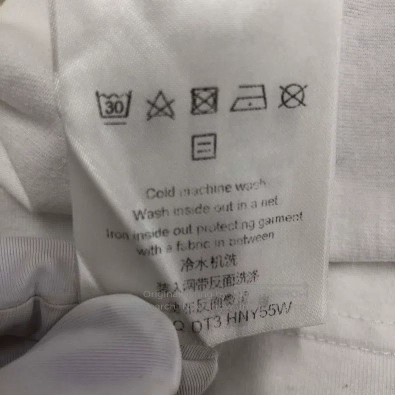 Louis Vuitton Louis Vuitton short sleeves Size US S / EU 44-46 / 1 - 6 Thumbnail