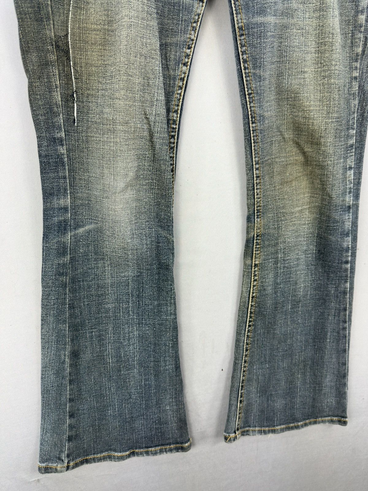 If Six Was Nine B.C.B.G Cross Skull Distressed Flared Jeans Size US 33 - 4 Thumbnail
