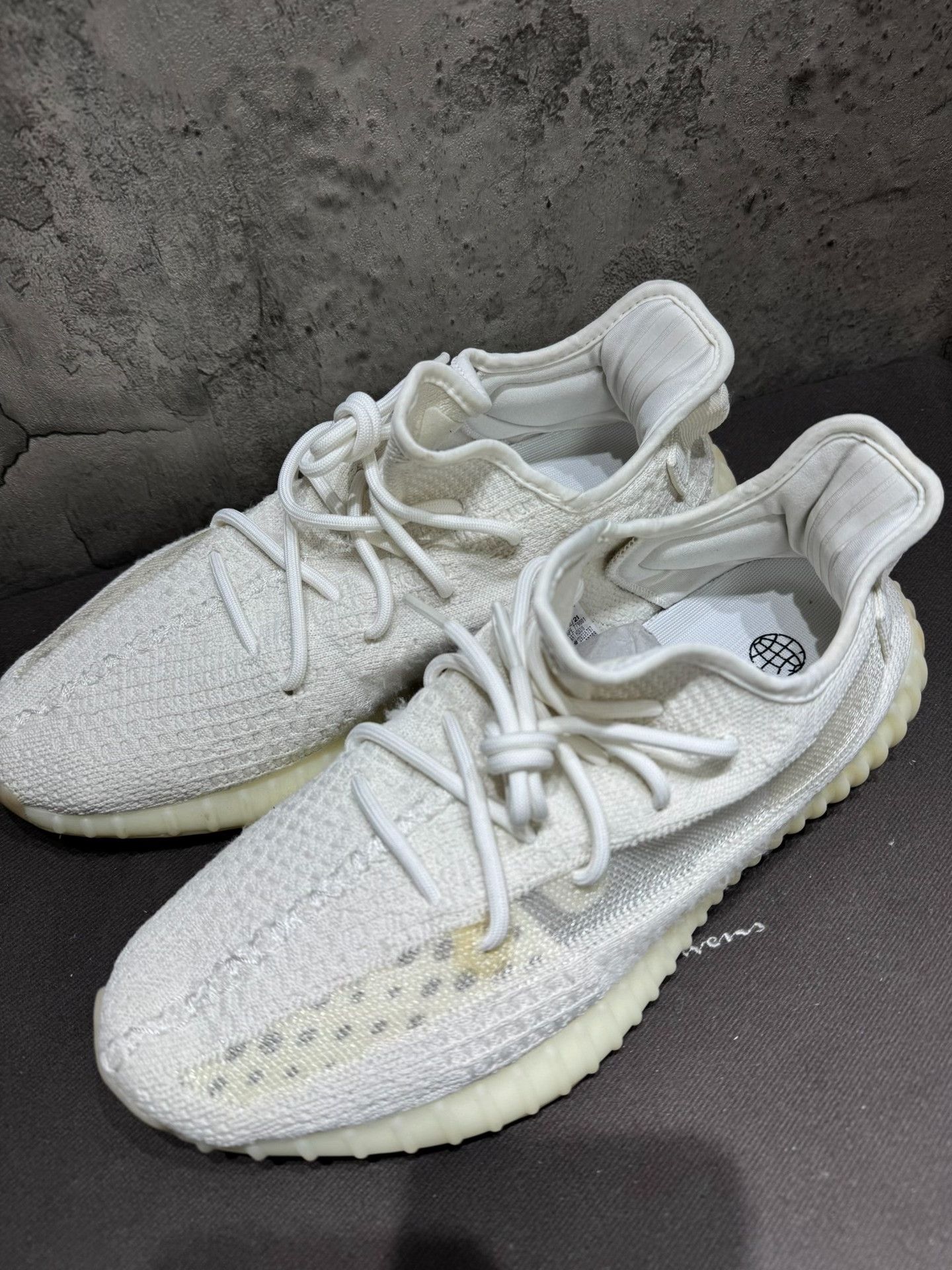 Adidas Adidas YEEZY350 White Lowtop Sneakers 10.5 Men Size US 10.5 / EU 43-44 - 1 Thumbnail
