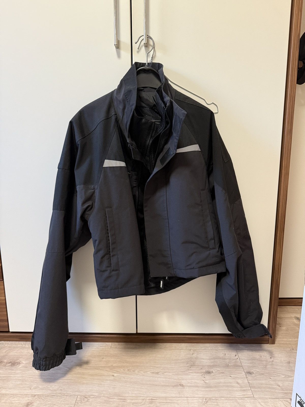 Martine Rose shrunken jacket