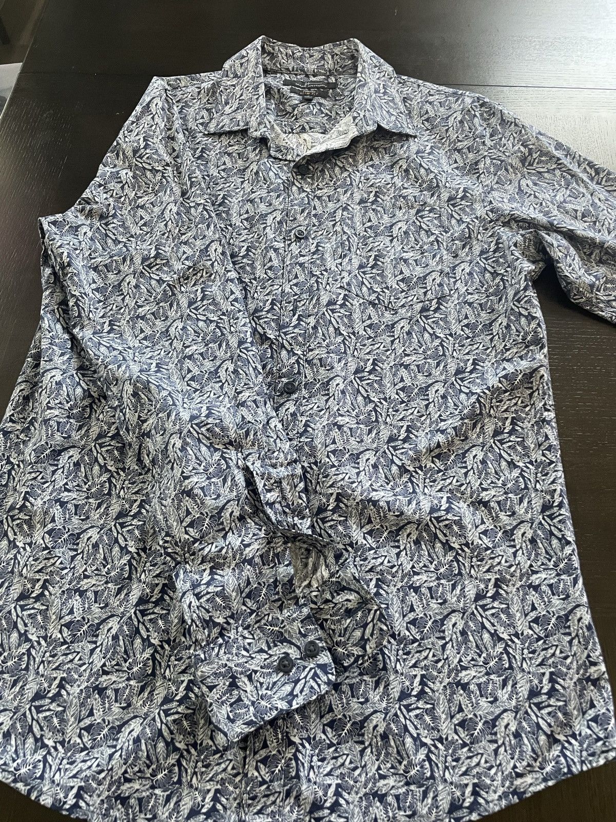 Marc Anthony Blue and white floral button up shirt Size US S / EU 44-46 / 1 - 5 Thumbnail