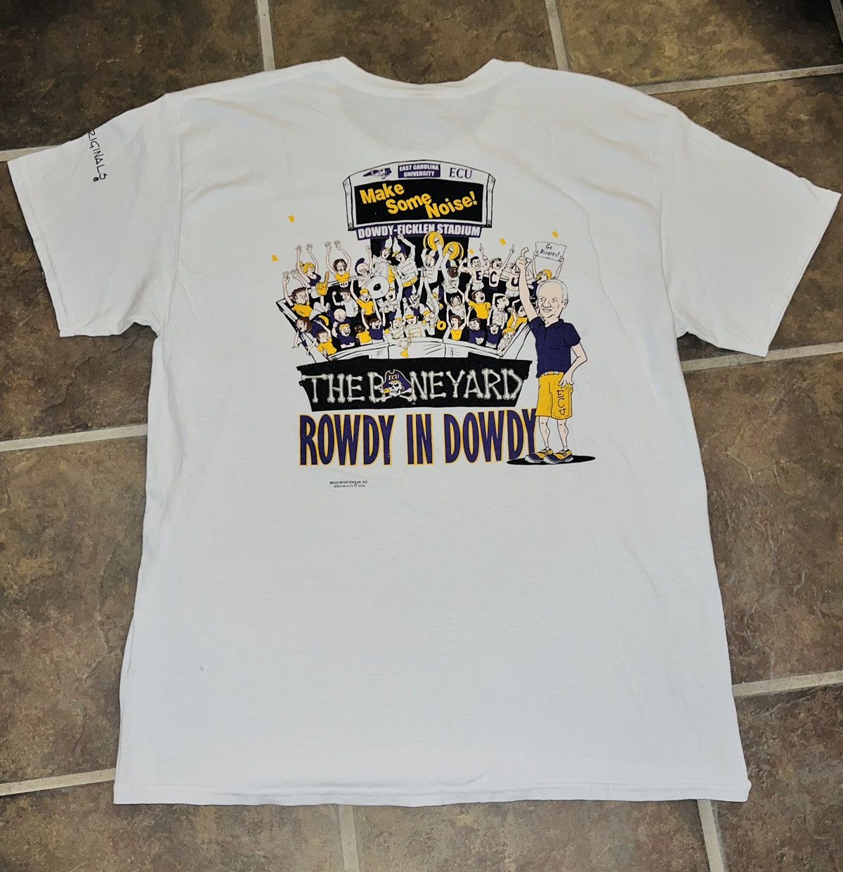NCAA ECU FOOTBALL T-SHIRT Size US L / EU 52-54 / 3 - 7 Thumbnail