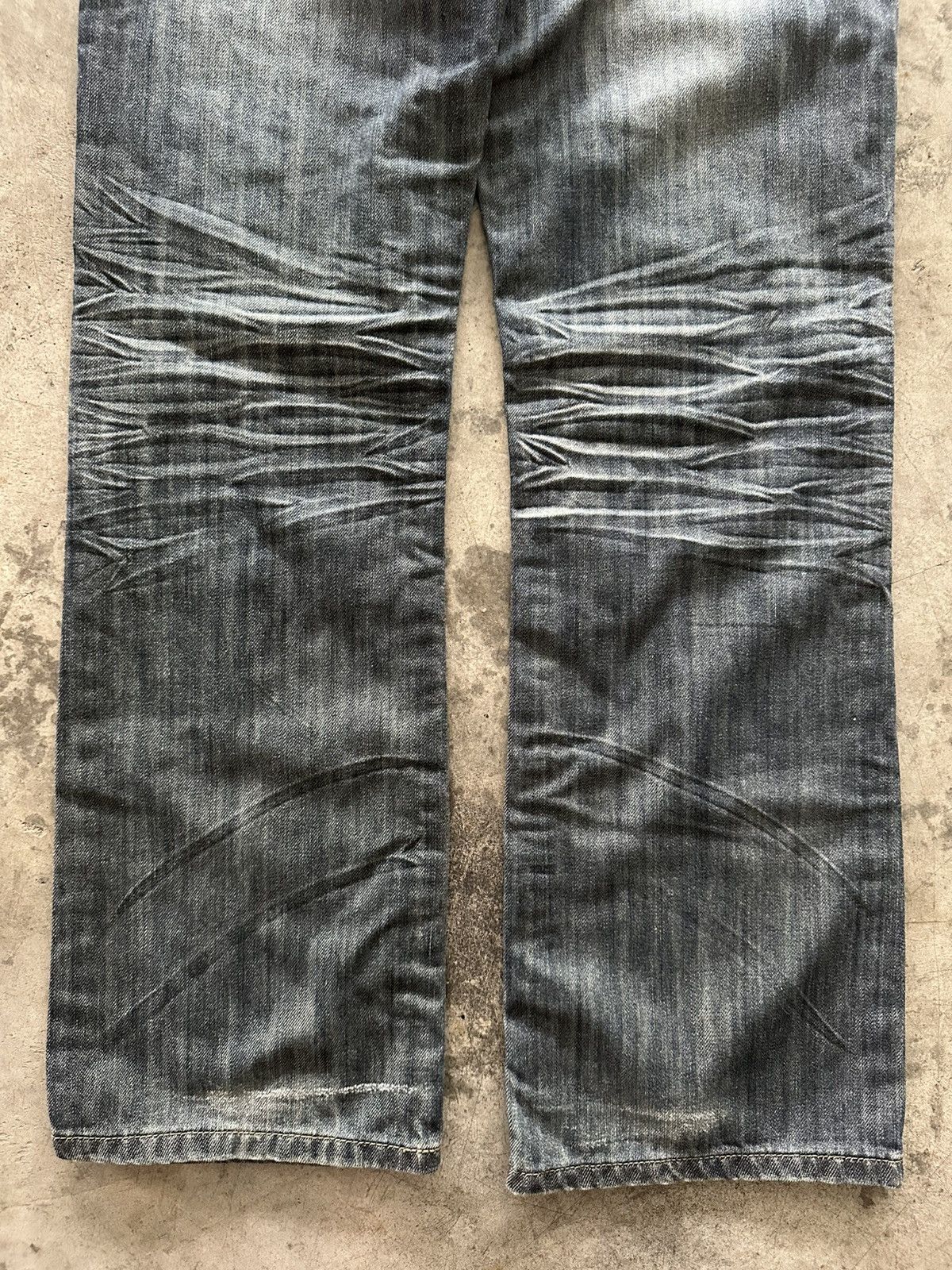 If Six Was Nine × Japanese Brand × Le Grande Bleu (L.G.B.) Japanese Y2K Whisker Wash Flared Jeans Size 34" / US 12 / IT 48 - 11 Thumbnail