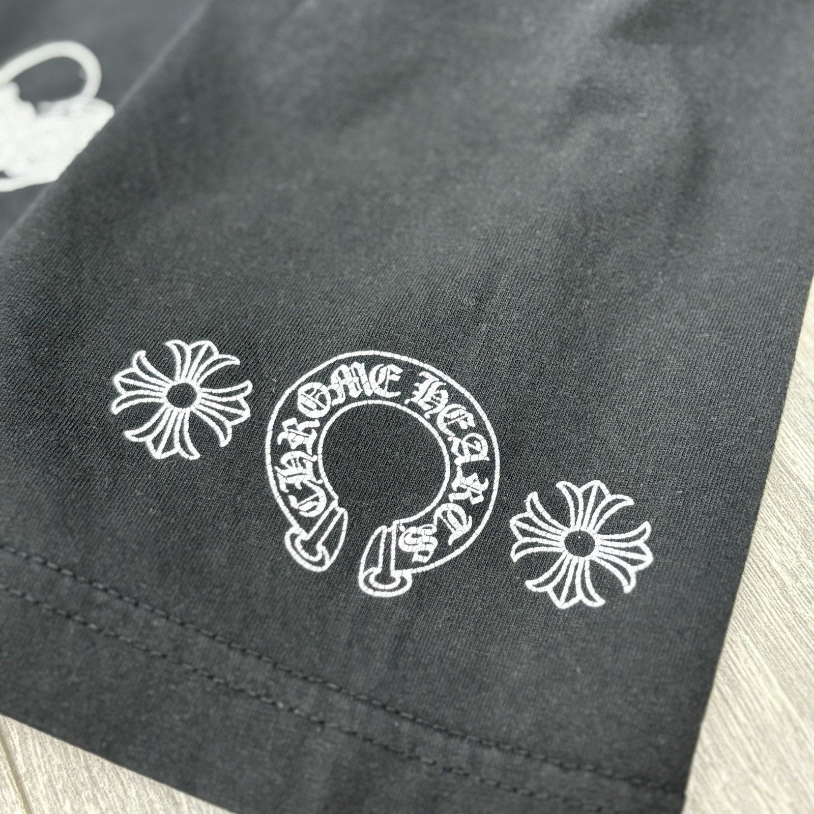 Chrome Hearts Size M - Chrome Hearts Multi Logo T-Shirt | GOOD CONDITION! Size US M / EU 48-50 / 2 - 9 Thumbnail