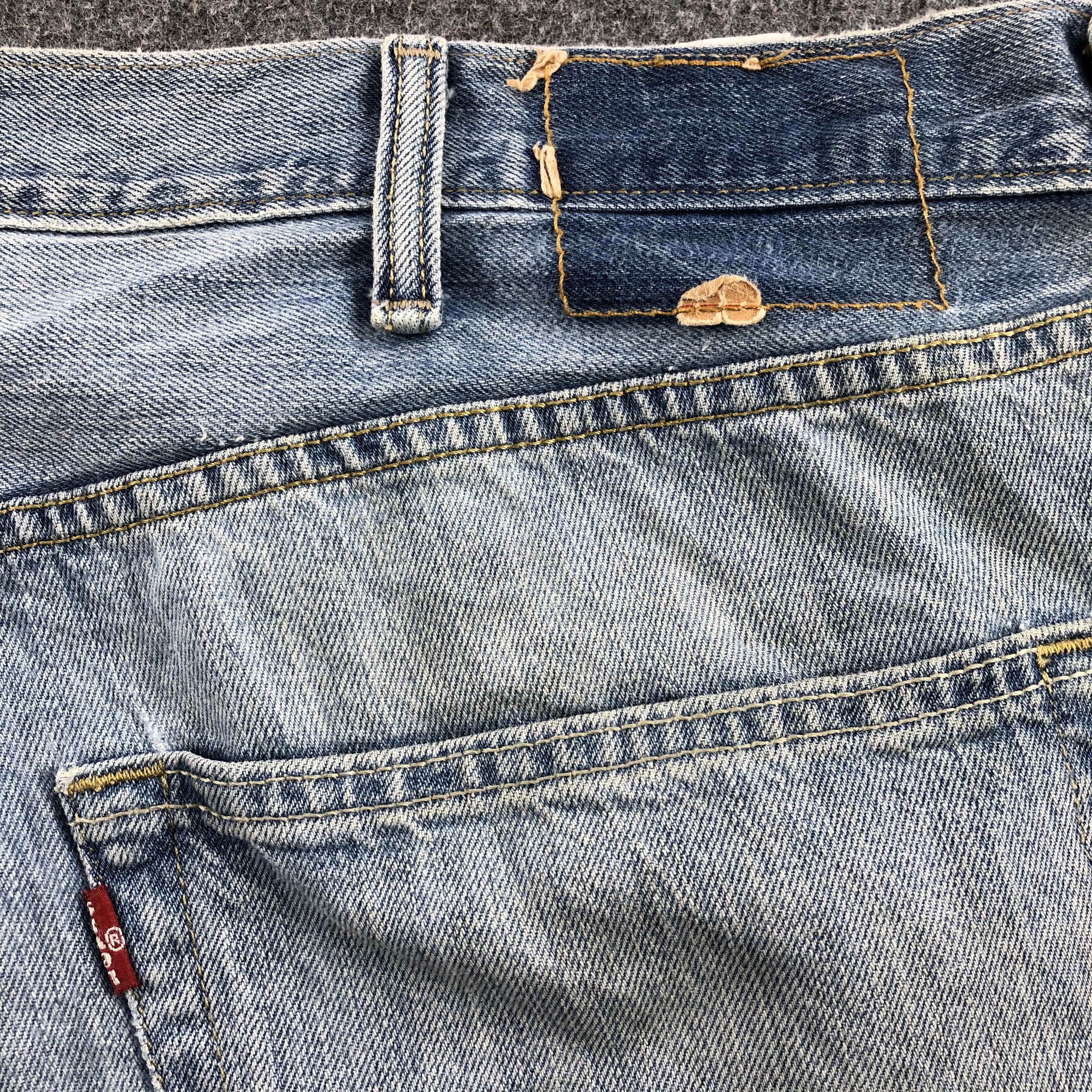 Vintage Levis 501 Jeans Light Washed Denim-J1071