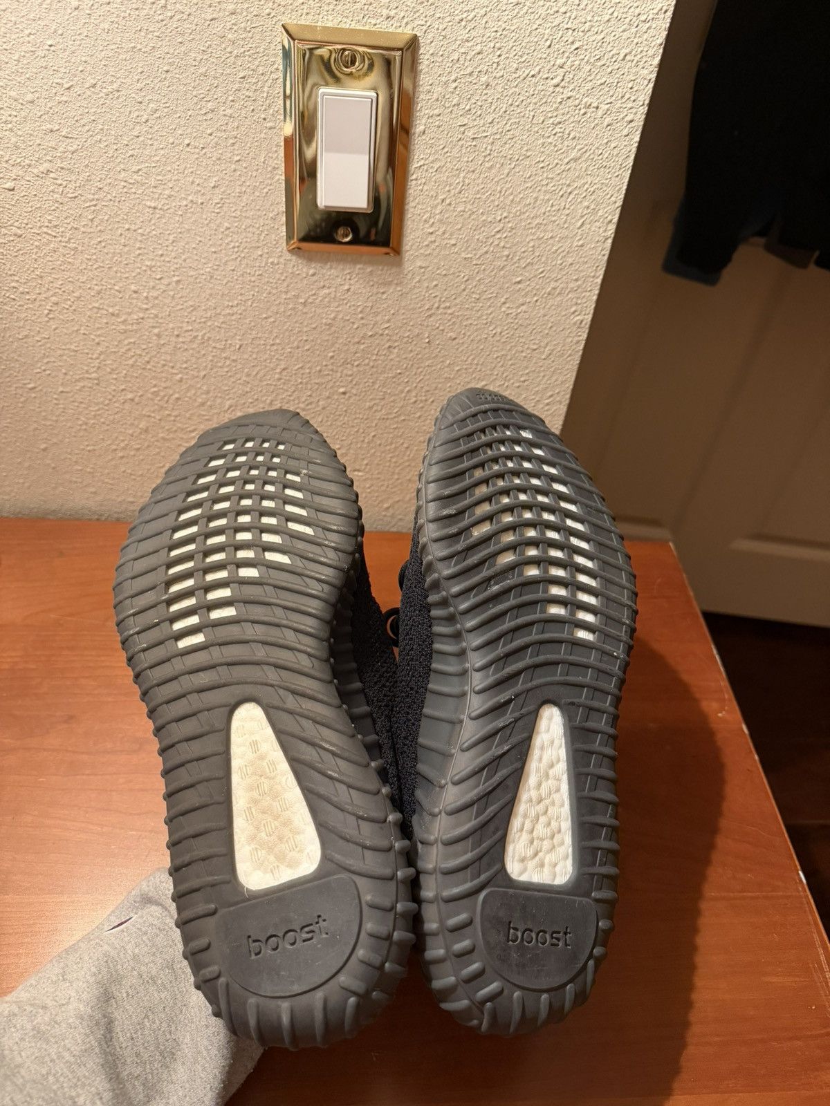 Yeezy Adidias Yeezy Boost 350 V2 Blue Stripe Size US 11 / EU 44 - 5 Thumbnail