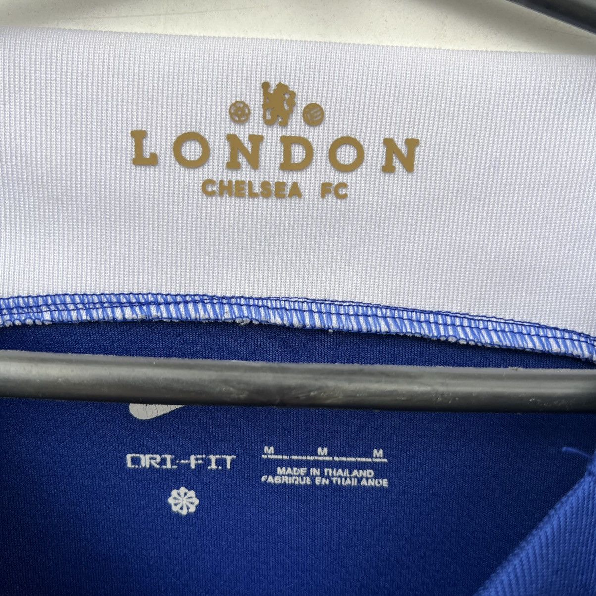 Chelsea Soccer FC Chelsea soccer jersey football t shirt (fake) Size US M / EU 48-50 / 2 - 6 Thumbnail