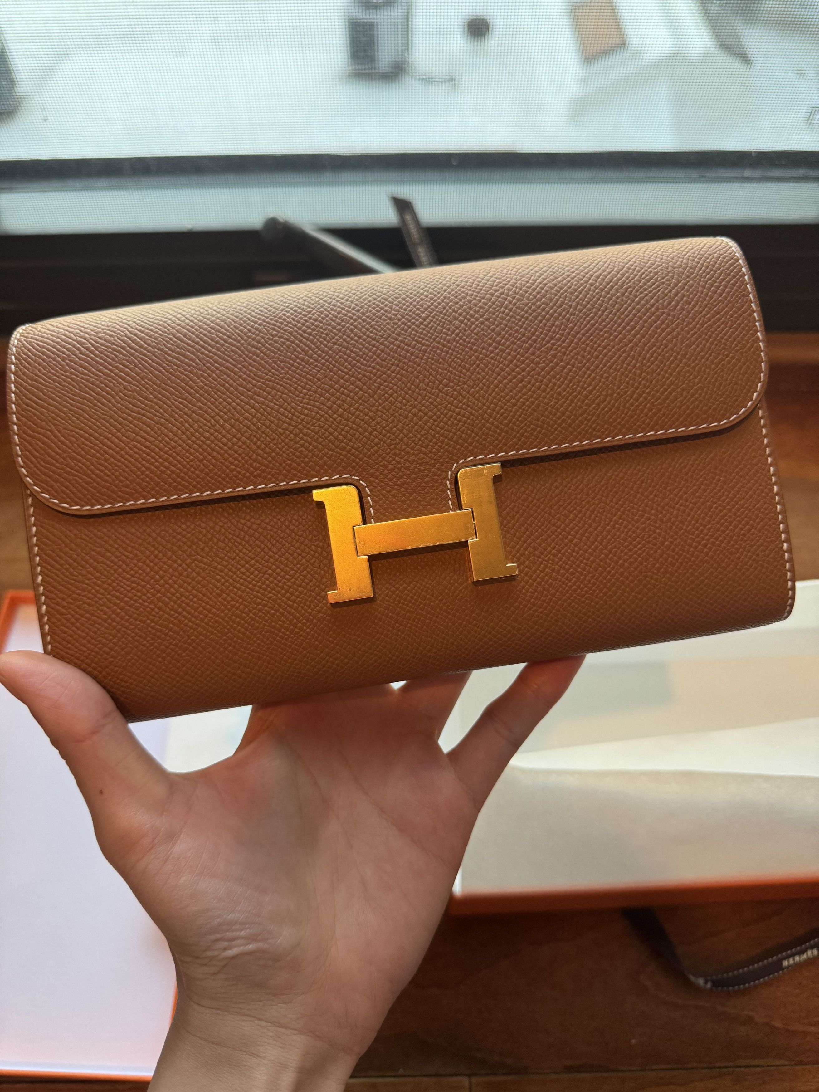 Hermes *NEW* CONSTANCE TO GO CROSSBODY BAG GOLD EPSOM Size ONE SIZE - 3 Thumbnail