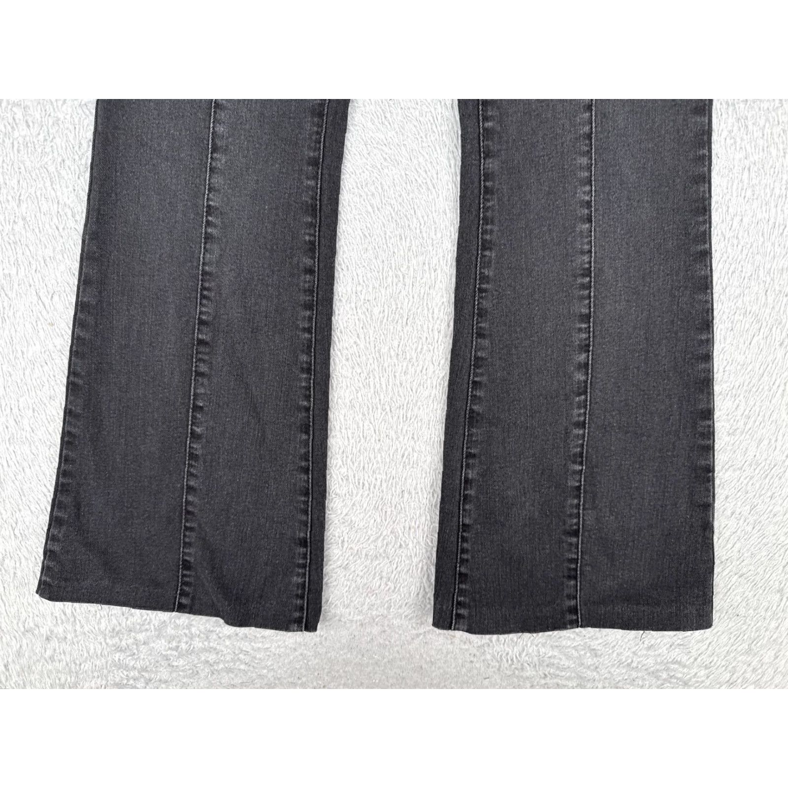 Vintage No Boundaries Jeans Womens 4 Black Gray Rise Flare Double Button Stretch Zip Denim Jeans Slim Fit Mid Rise 5-Pocket Womens Size 27" / US 4 / IT 40 - 2 Thumbnail
