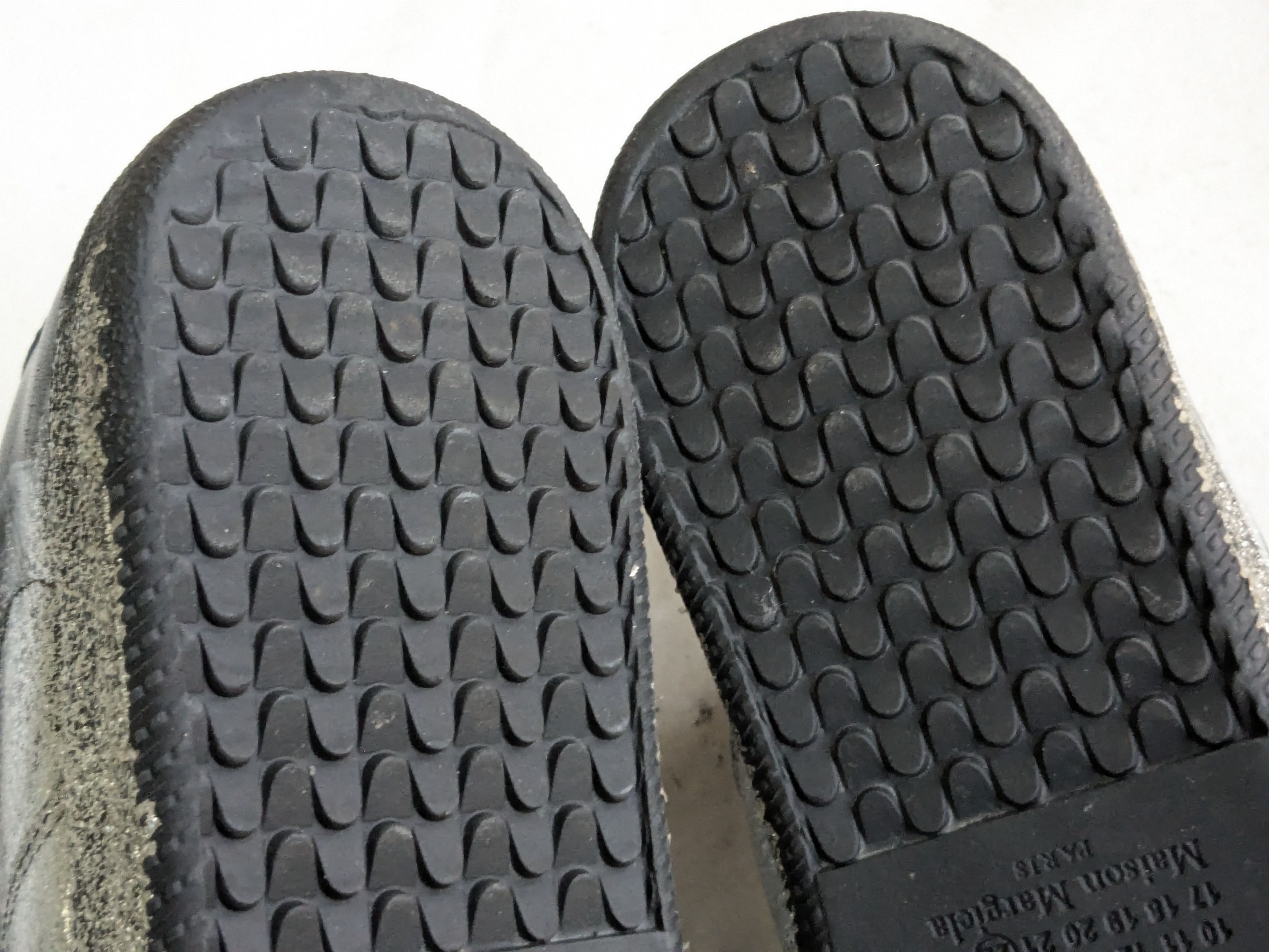 Maison Margiela Maison Margiela Replica GAT Black Silver 9 42 Low Tops Size US 9 / EU 42 - 17 Thumbnail