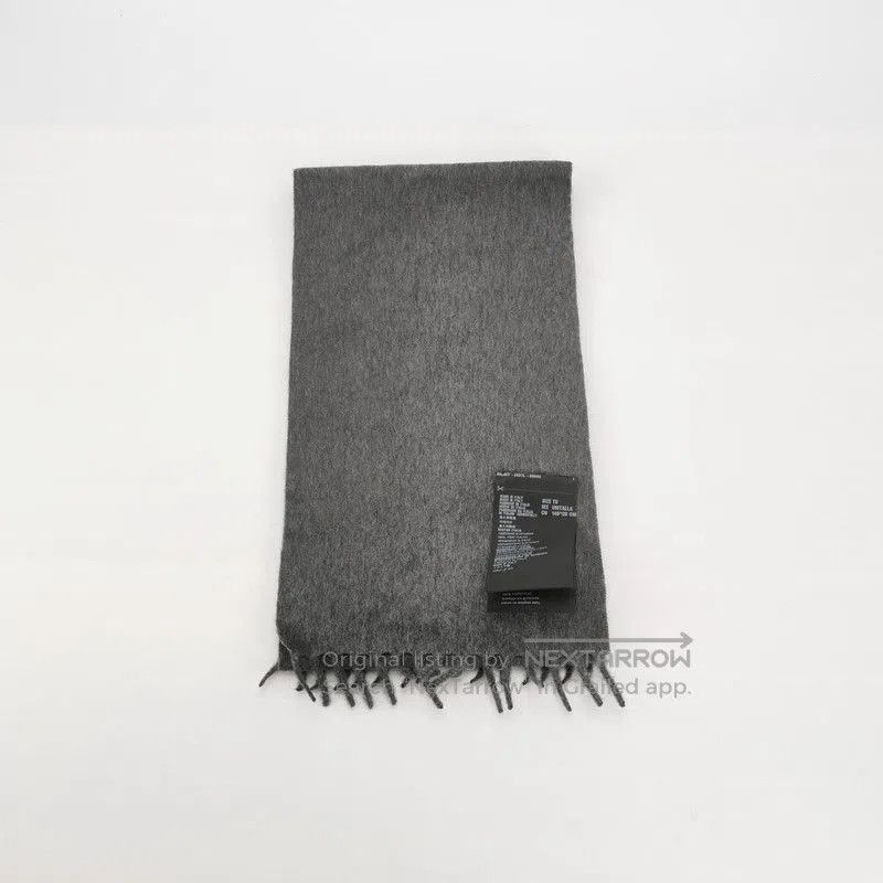 Prada Prada Cashmere Logo Fringe Scarf. Size ONE SIZE - 2 Thumbnail