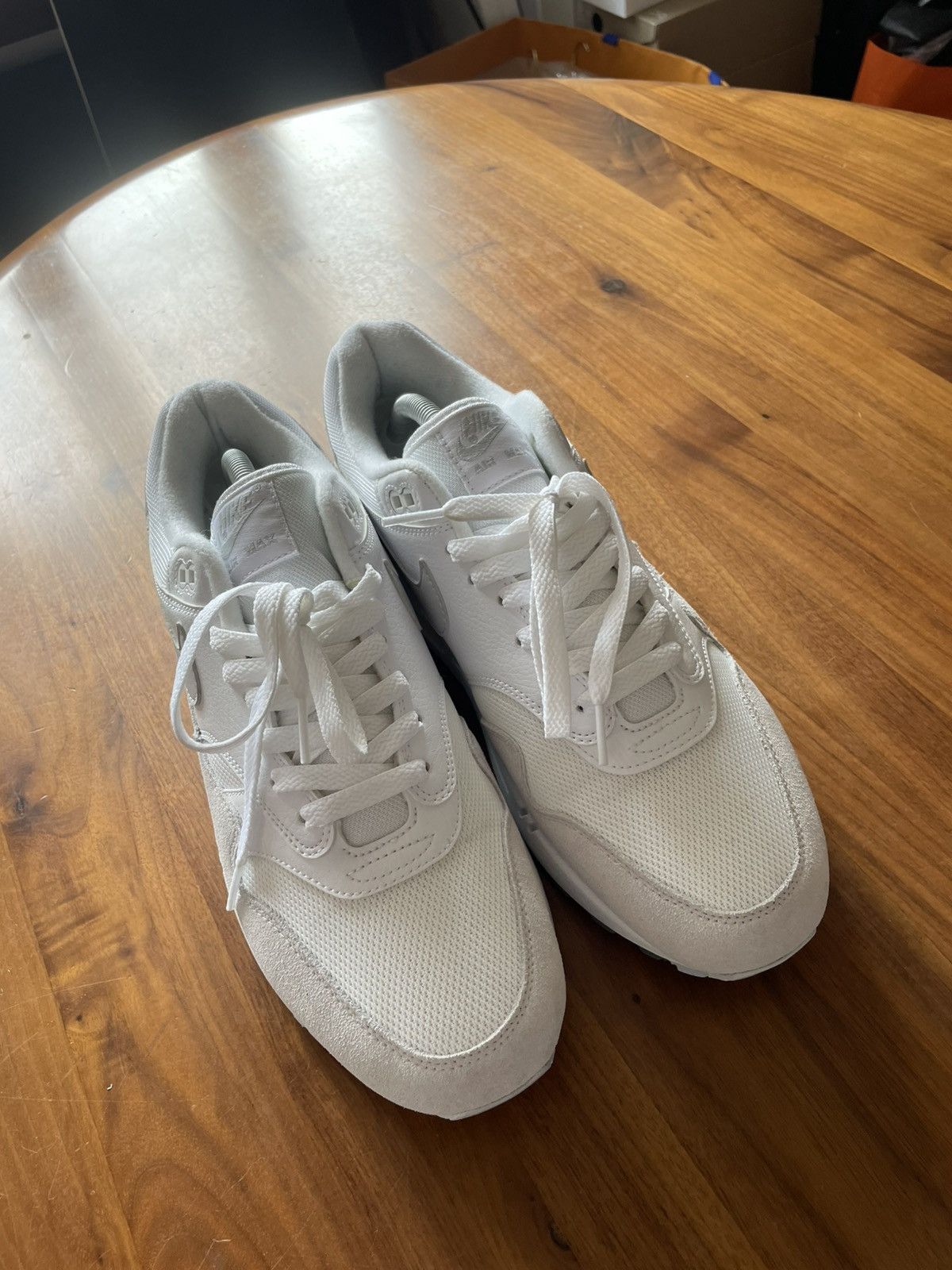 Nike Nike Air Max 1 Pure Platinum Size US 10 / EU 43 - 6 Thumbnail