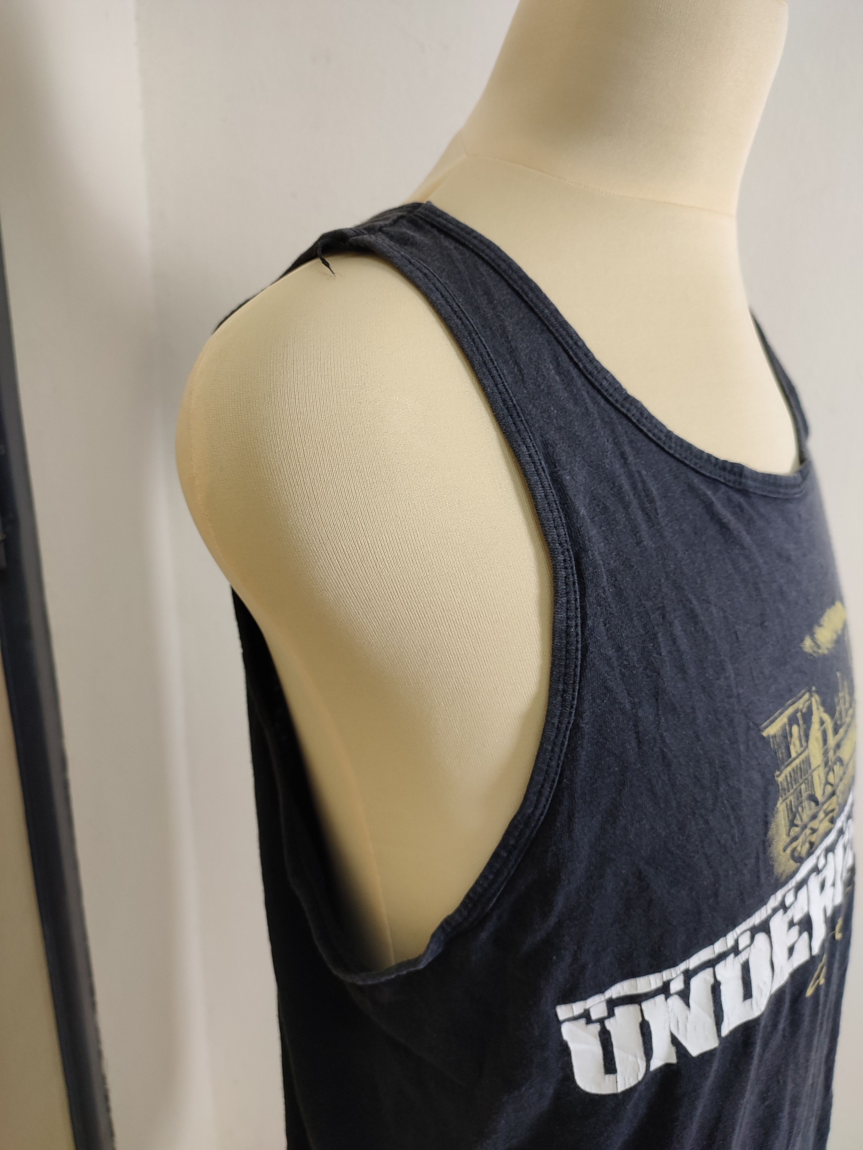 Vintage VINTAGE UNDERGROUND ROYAL FIRST CLASS TANK TOP Size US L / EU 52-54 / 3 - 5 Thumbnail