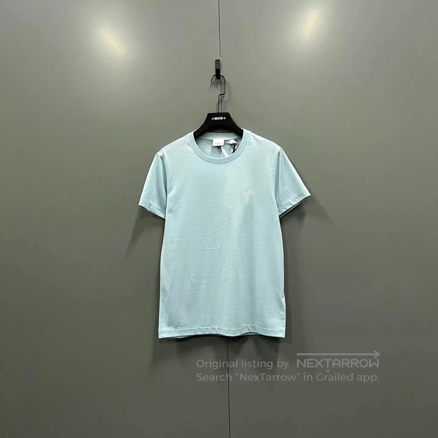 Burberry Light Blue Short Sleeve Crew Neck T-Shirt. Size US S / EU 44-46 / 1 - 1 Thumbnail