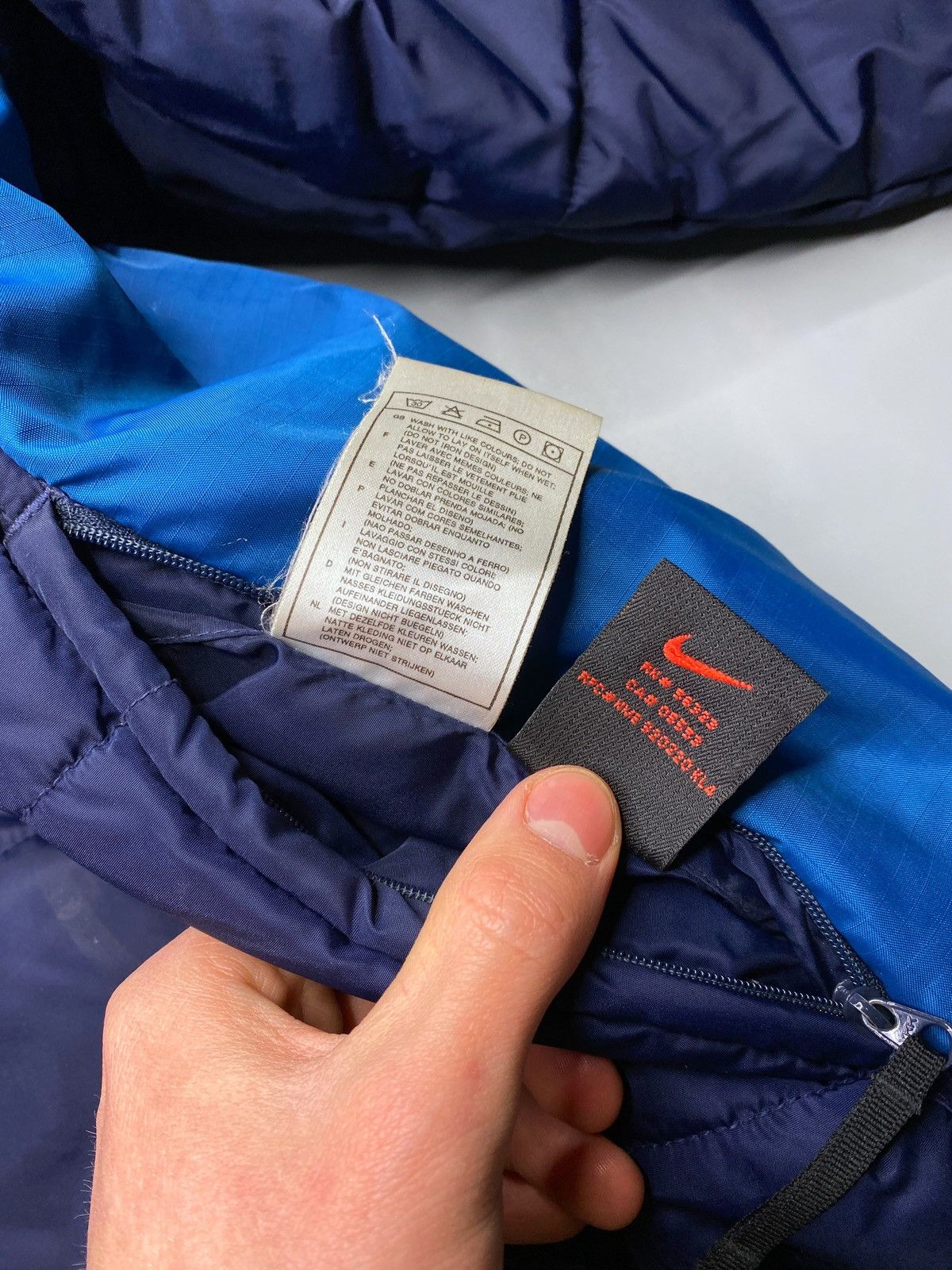Nike Vintage 90’s Nike Y2k Nylon Reversible Puffer Down Jacket Size US S / EU 44-46 / 1 - 13 Thumbnail