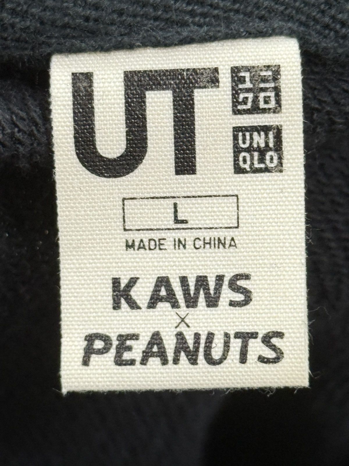 Kaws × Peanuts × Uniqlo Uniqlo Kaws x Peanuts Snoopy Sweater Size US L / EU 52-54 / 3 - 4 Thumbnail