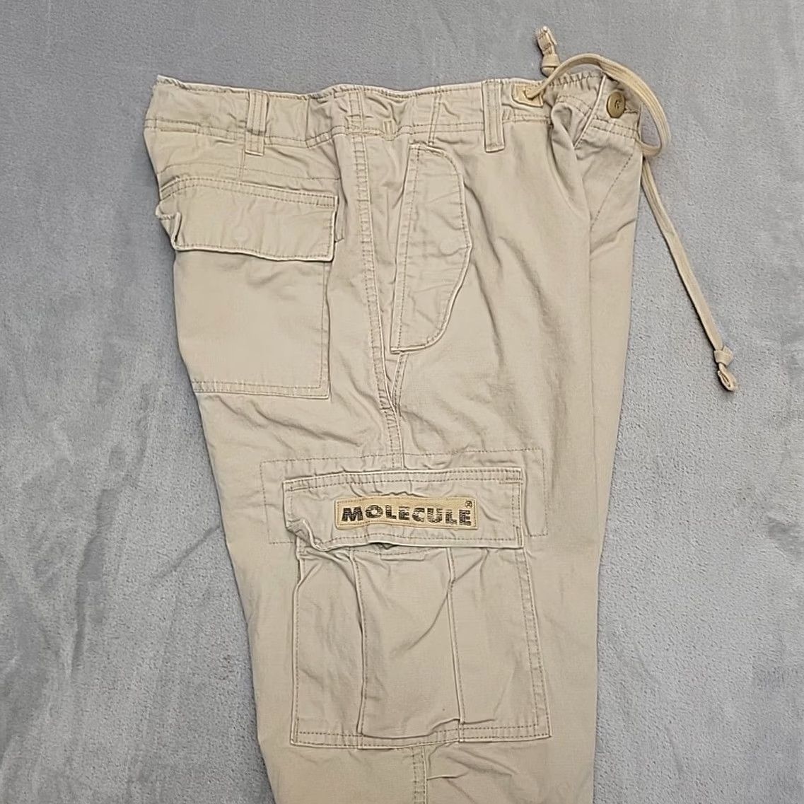 Vintage VTG Molecule Cargo pants Mens L 34x32 Khaki Military Wide Leg Skate Streetwear Pants Mens L Khaki 90s Army Outdoor Canvas Pocket Zipper Batwing? Size US 33 - 7 Thumbnail