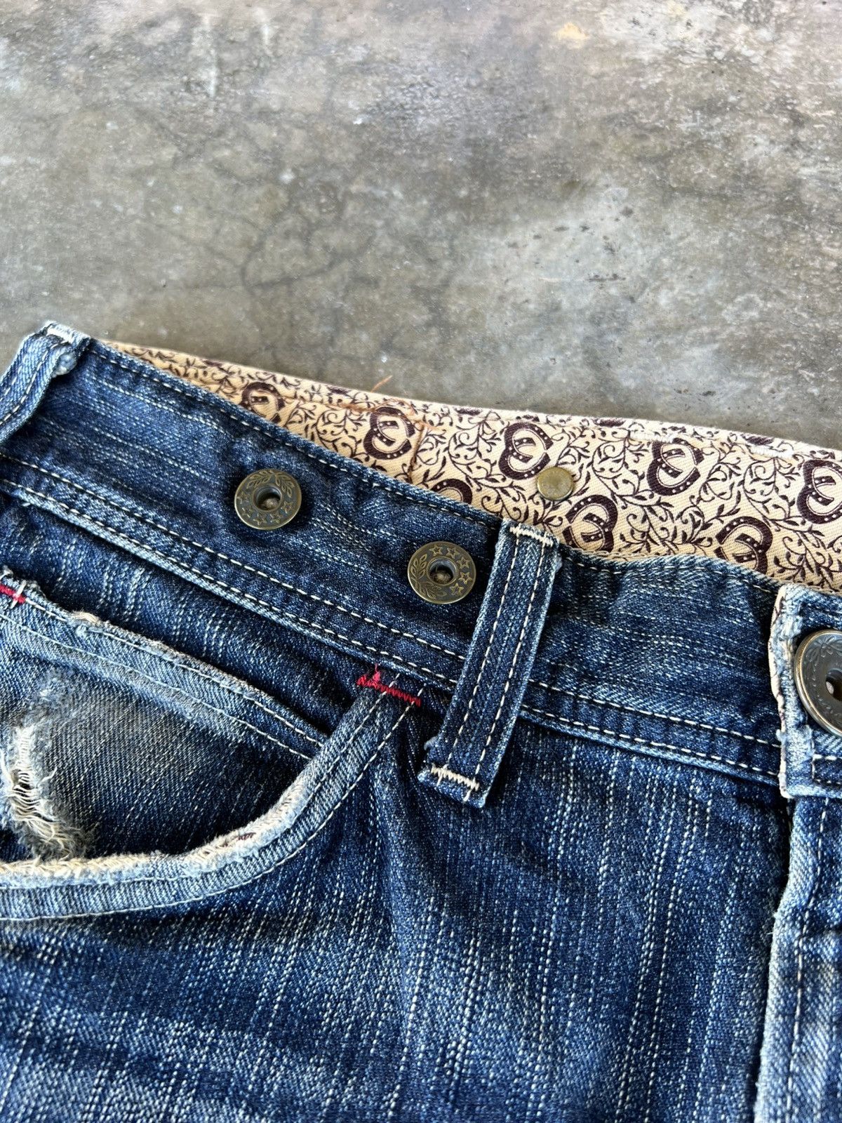 Edwin Vintage Flare Edwin 503 Blue Trip Distress Jean Size US 31 - 13 Thumbnail