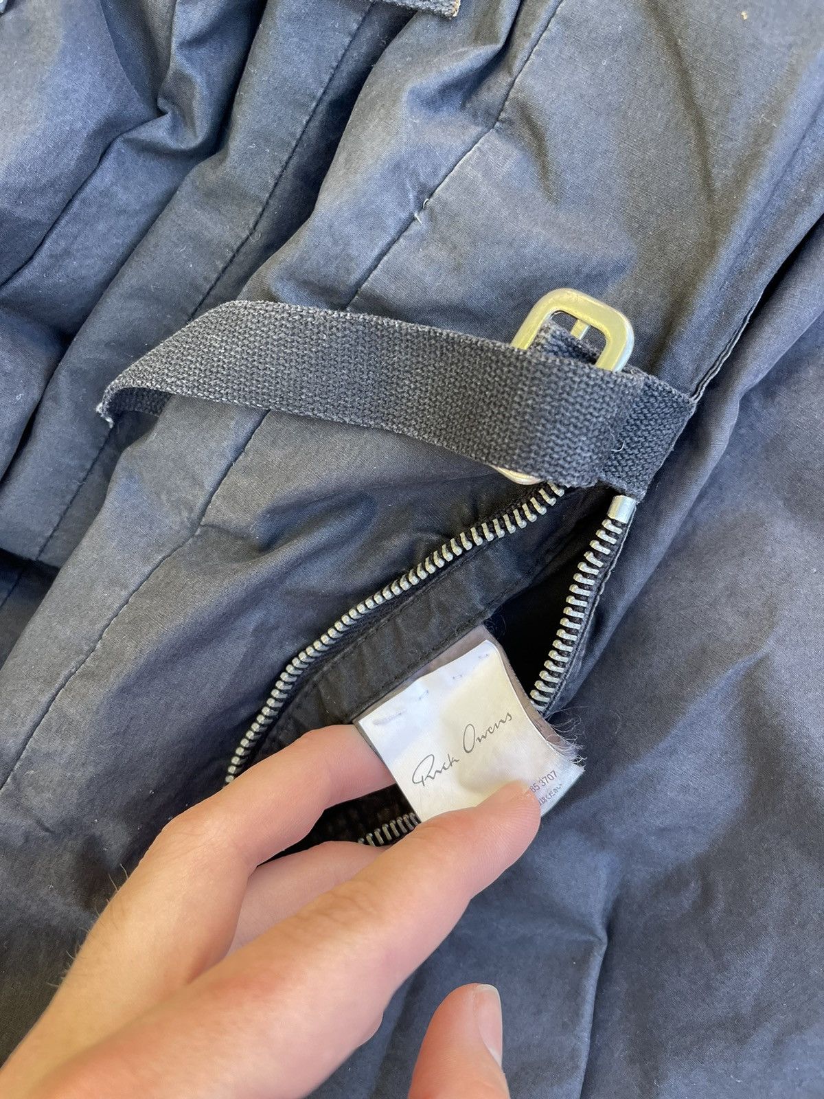 Rick Owens × Rick Owens Drkshdw *Fits mens L* aw05 MOOG runway Duvet bondage bomber Jacket Size US S / EU 44-46 / 1 - 6 Thumbnail