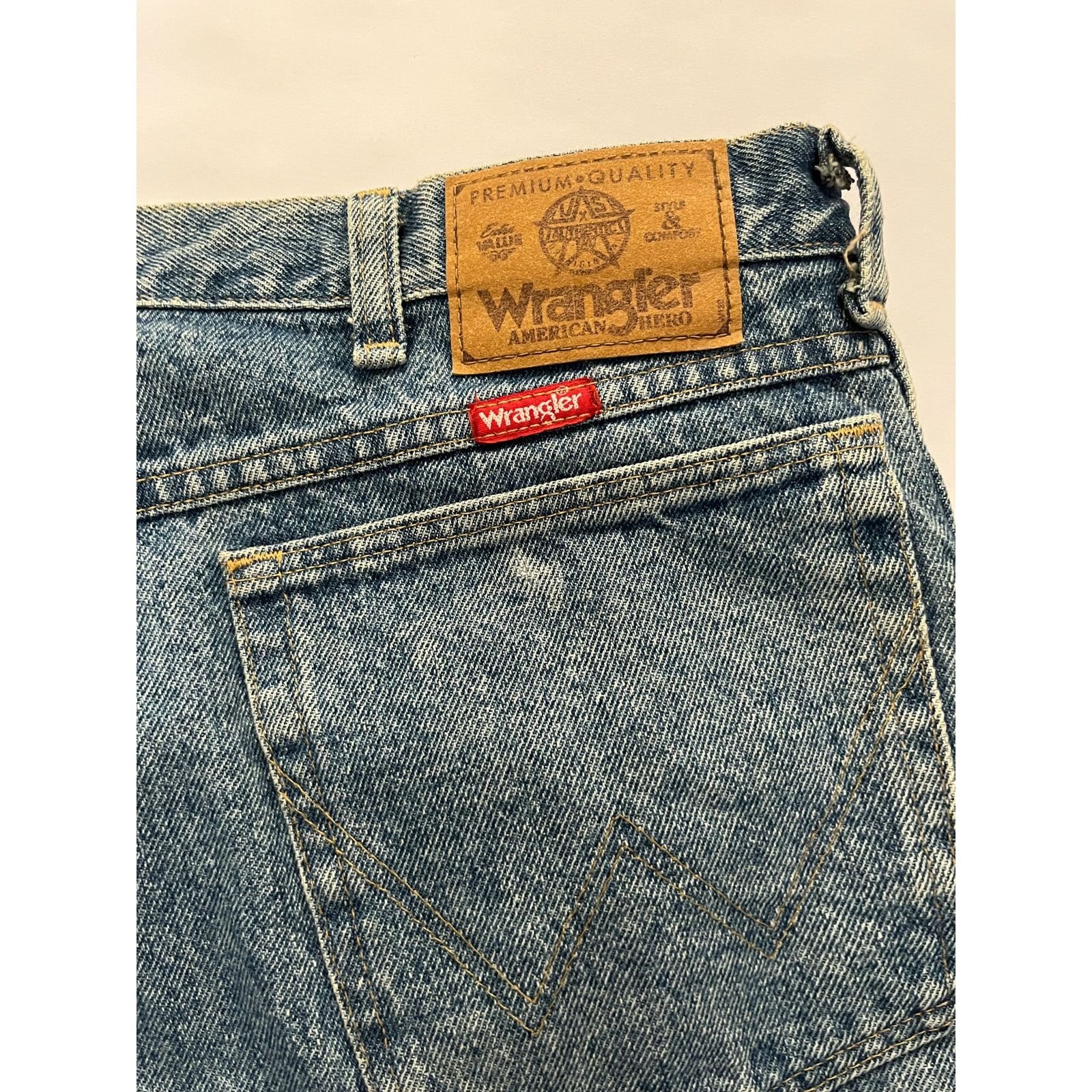 Wrangler Vintage Wrangler Jeans Straight Leg Faded 40x30 Made in USA Size US 40 / EU 56 - 4 Thumbnail