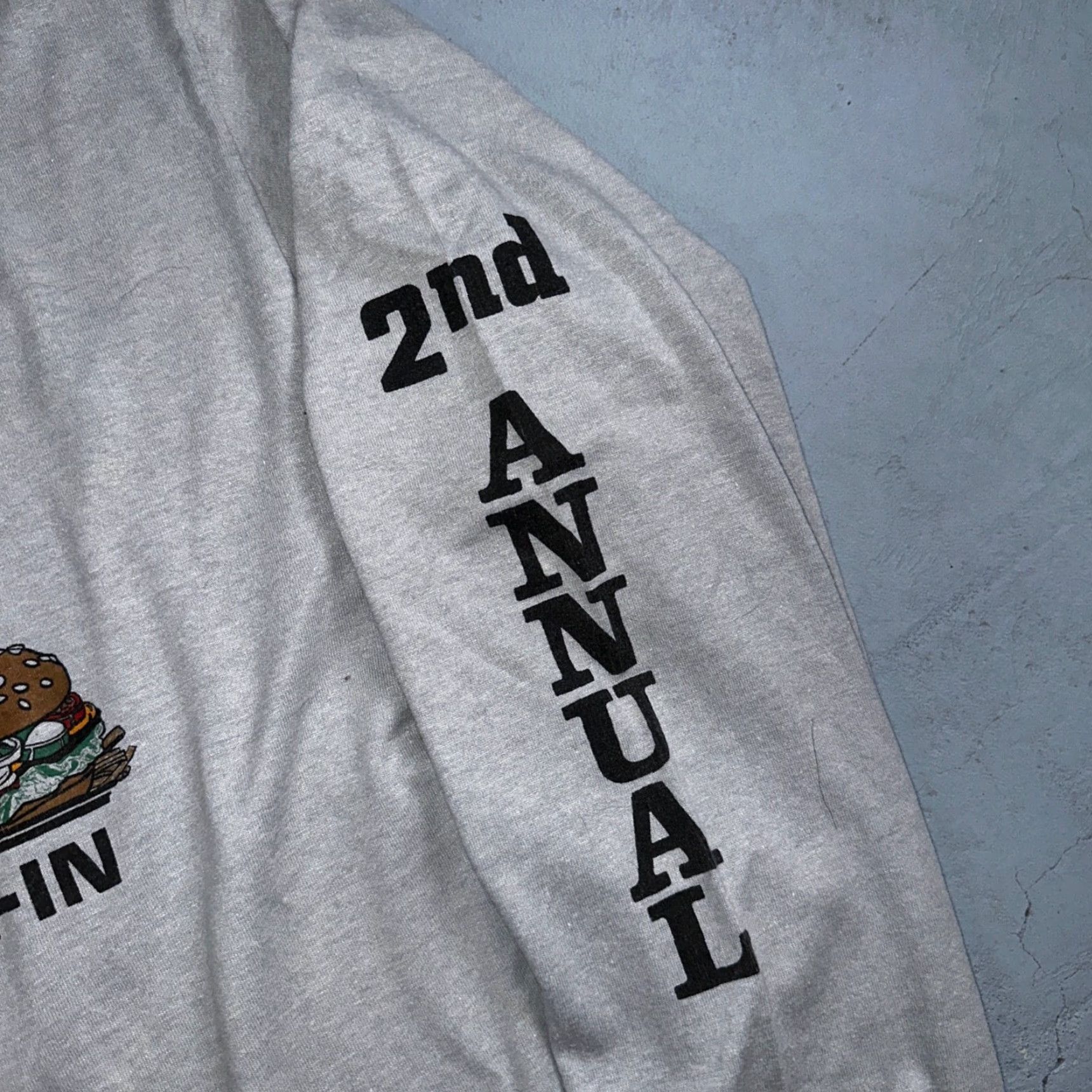 Vintage VINTAGE Arnolds Drive In T Shirt VTG Prineville Oregon 1988 Rare 80s Gray XL Mens Crew Neck Short Sleeve Graphic Print 70s 80s 90s All Seasons Size US XL / EU 56 / 4 - 4 Thumbnail