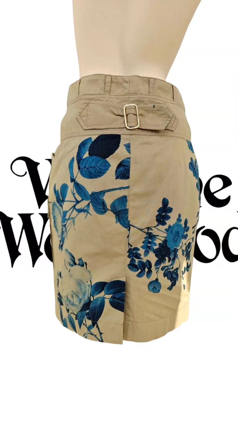 Vivienne Westwood Vivienne Westwood Floral and avian freehand painting. Half Size 26" / US 2 / IT 38 - 3 Thumbnail