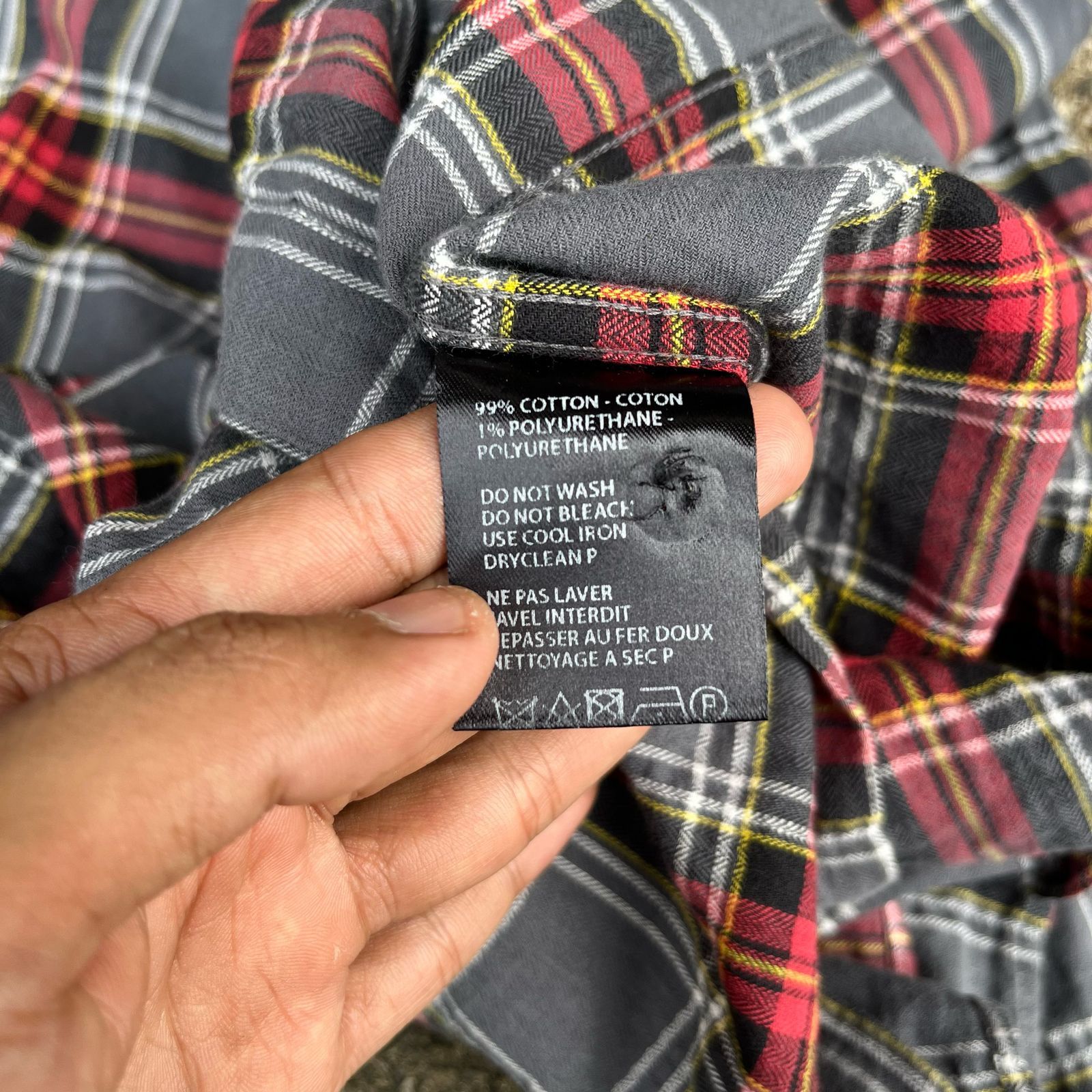 Haider Ackermann Haider Ackermann Plaid Flannel Shit Size US S / EU 44-46 / 1 - 4 Thumbnail