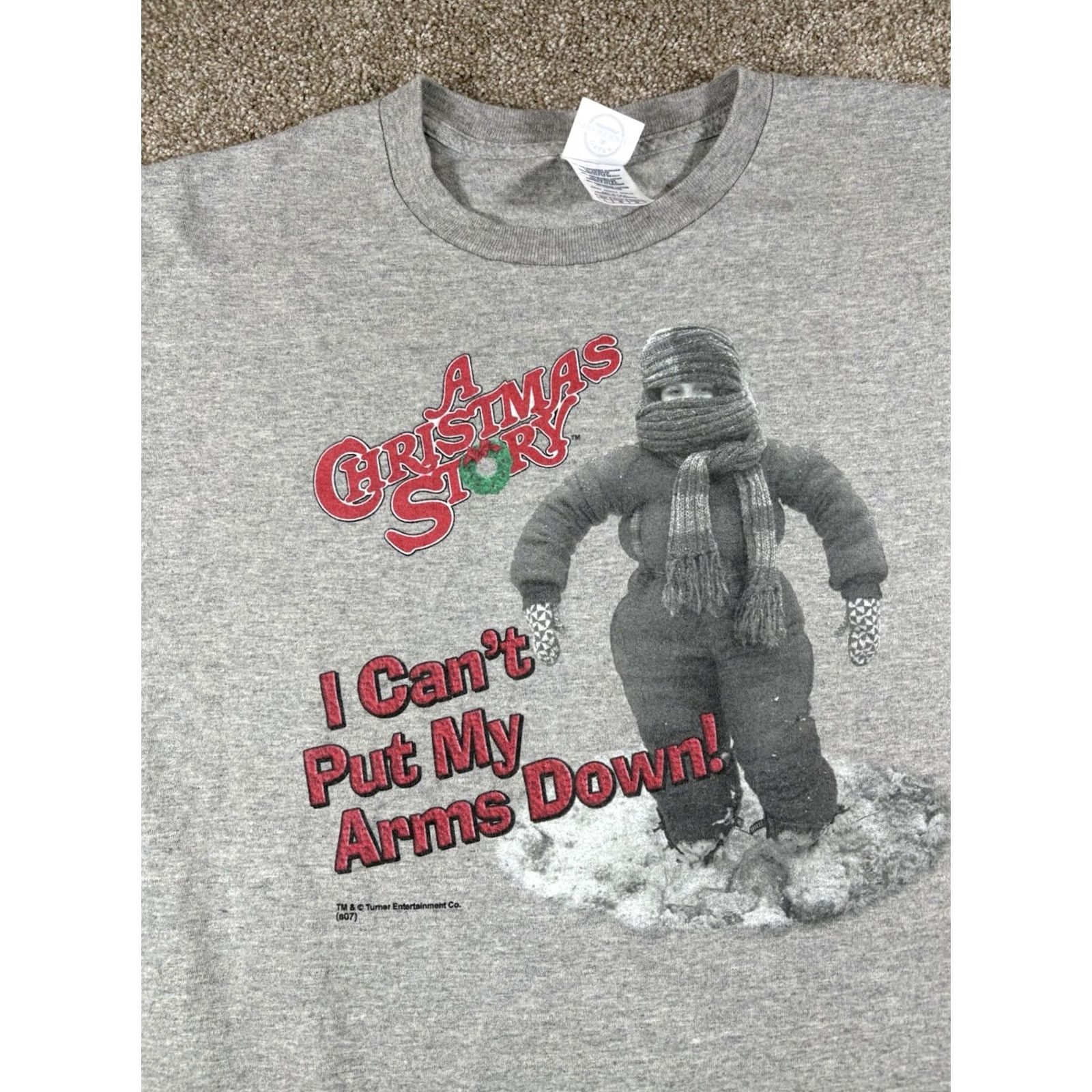 Delta VINTAGE A Christmas Story Shirt Unisex Adults L Gray Crew Neck Short Sleeve Cotton I Cant Put My Arms Down Holiday Funny Mens Womens Girls Boys Size US L / EU 52-54 / 3 - 2 Thumbnail