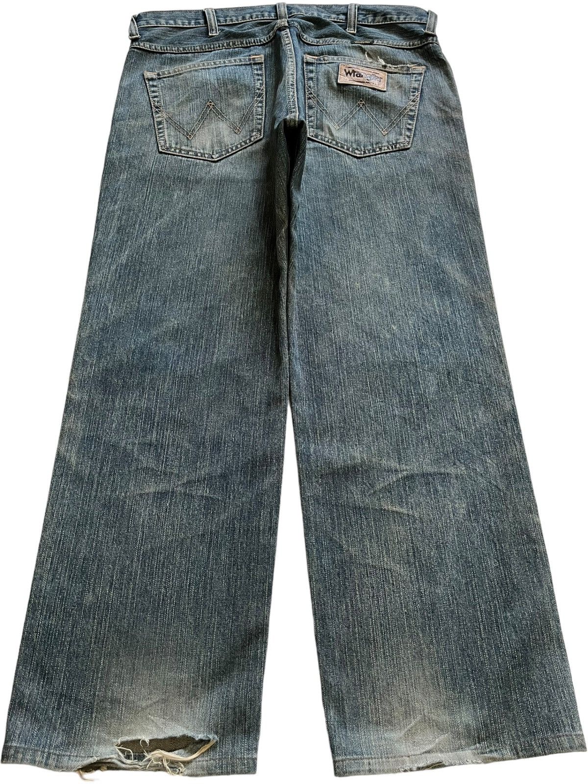 Wrangler Vintage Wrangler Mud Wash Distressed Baggy Jeans Size US 36 / EU 52 - 2 Thumbnail