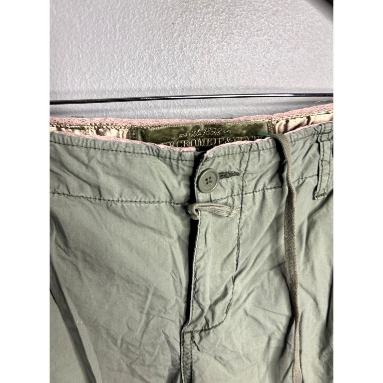Abercrombie & Fitch Abercrombie & Fitch Cargo Pants Womens 8 Green Patchwork Y2K Hem Utility Size 30" / US 8 / IT 44 - 3 Thumbnail