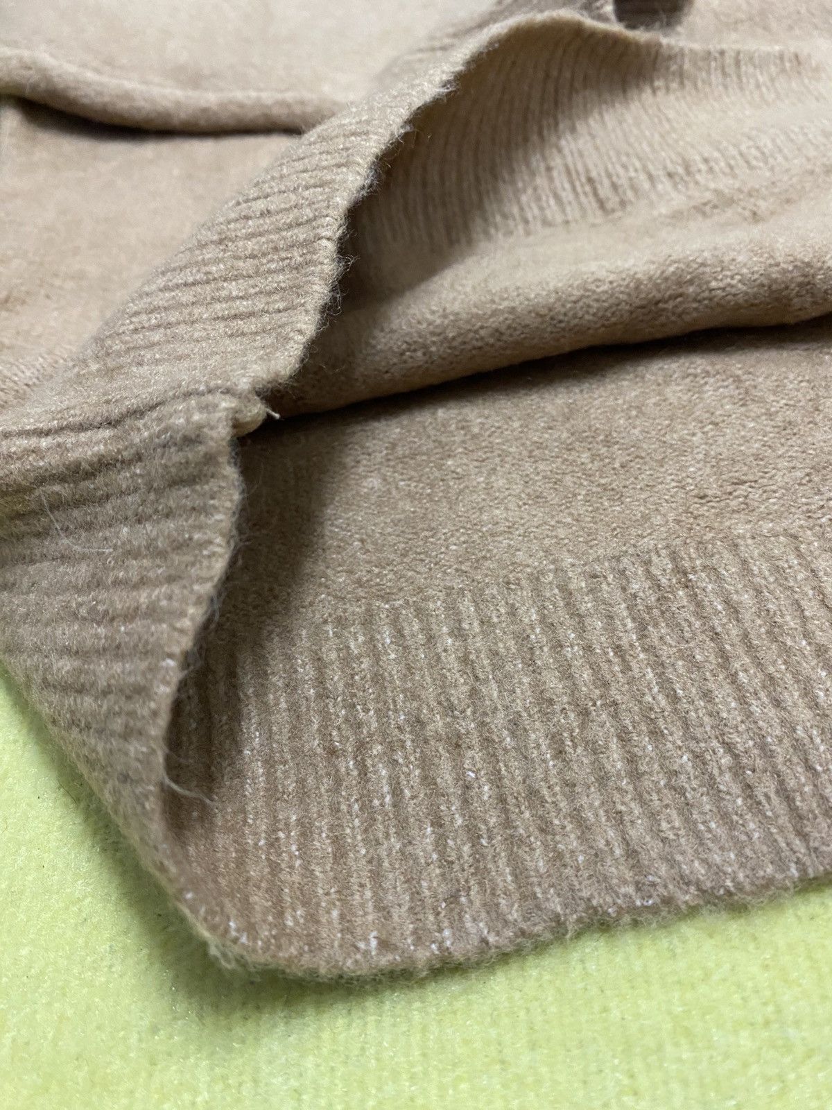 JW Anderson × Japanese Brand × Uniqlo Uniqlo x J.W Anderson Long Sleeves Knitwear Size US S / EU 44-46 / 1 - 12 Thumbnail