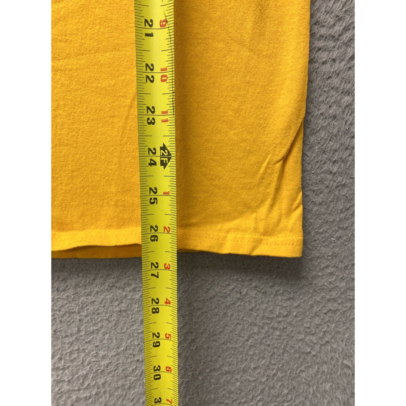NFL NBA Denver Nuggets T-Shirt Mens Small Graphic Logo Cotton Crew Neck Football Tee Size US M / EU 48-50 / 2 - 5 Thumbnail