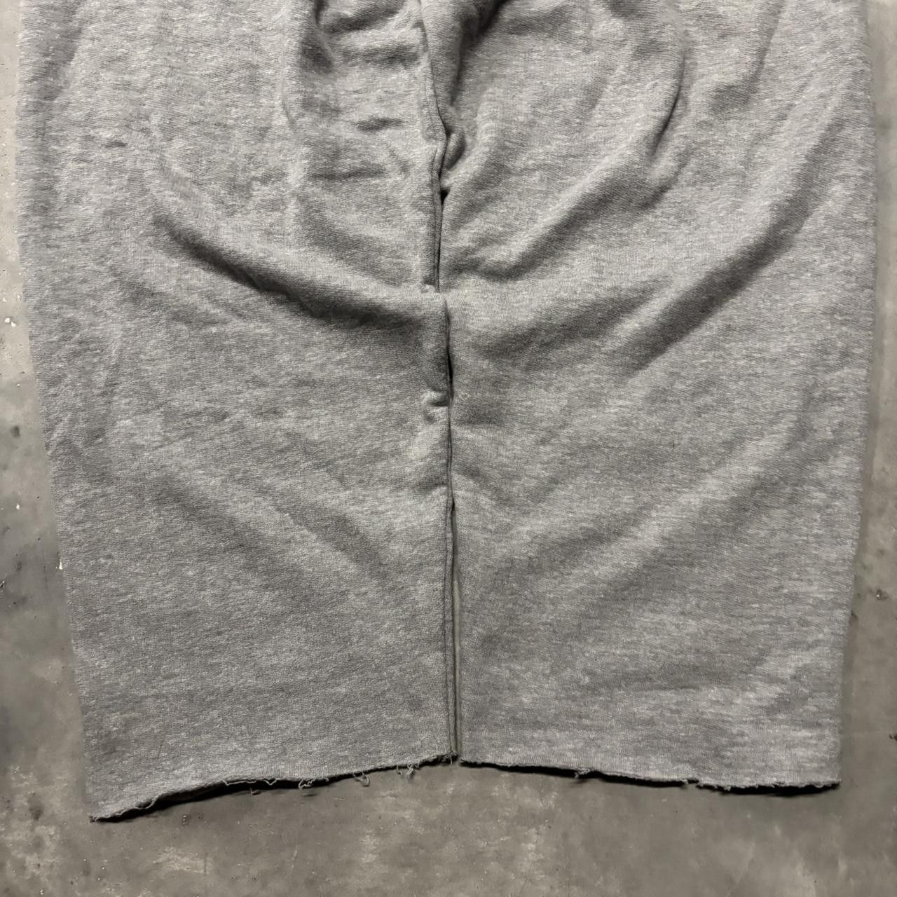 Japanese Brand × Vintage Crazy Vintage Y2K/2000s Baggy Light Grey Essential Sweatpants! Size US 34 / EU 50 - 5 Thumbnail