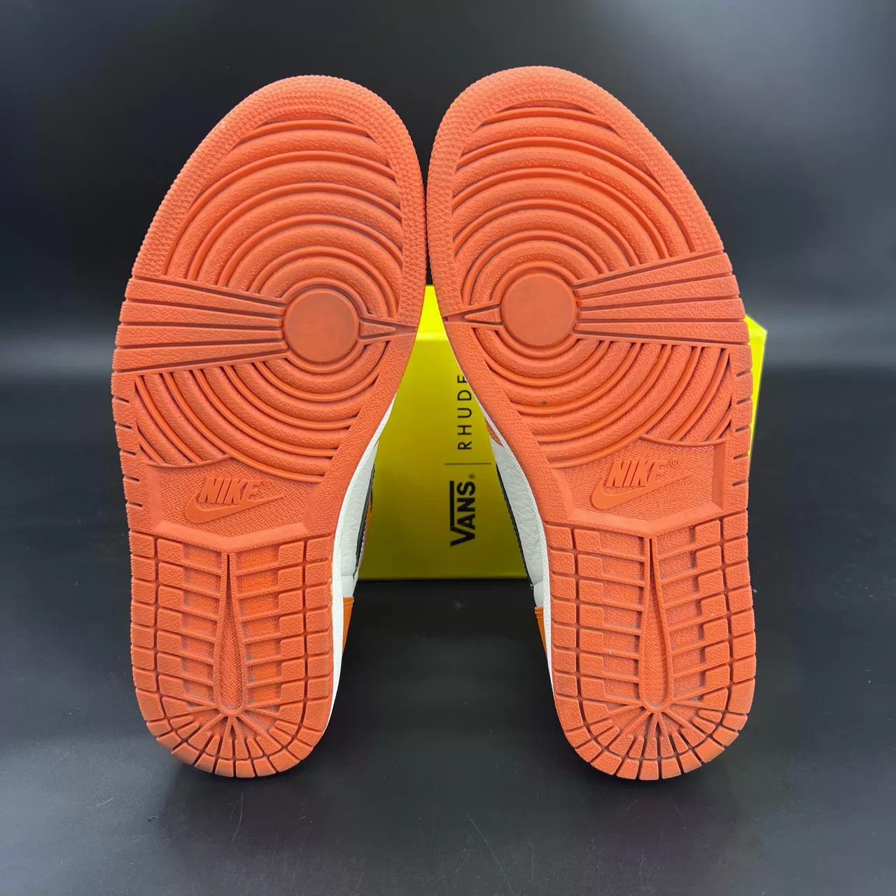 Nike AJ1 White/Orange Cracked 41 OG Box 1Worn Size US 8 / EU 41 - 5 Thumbnail