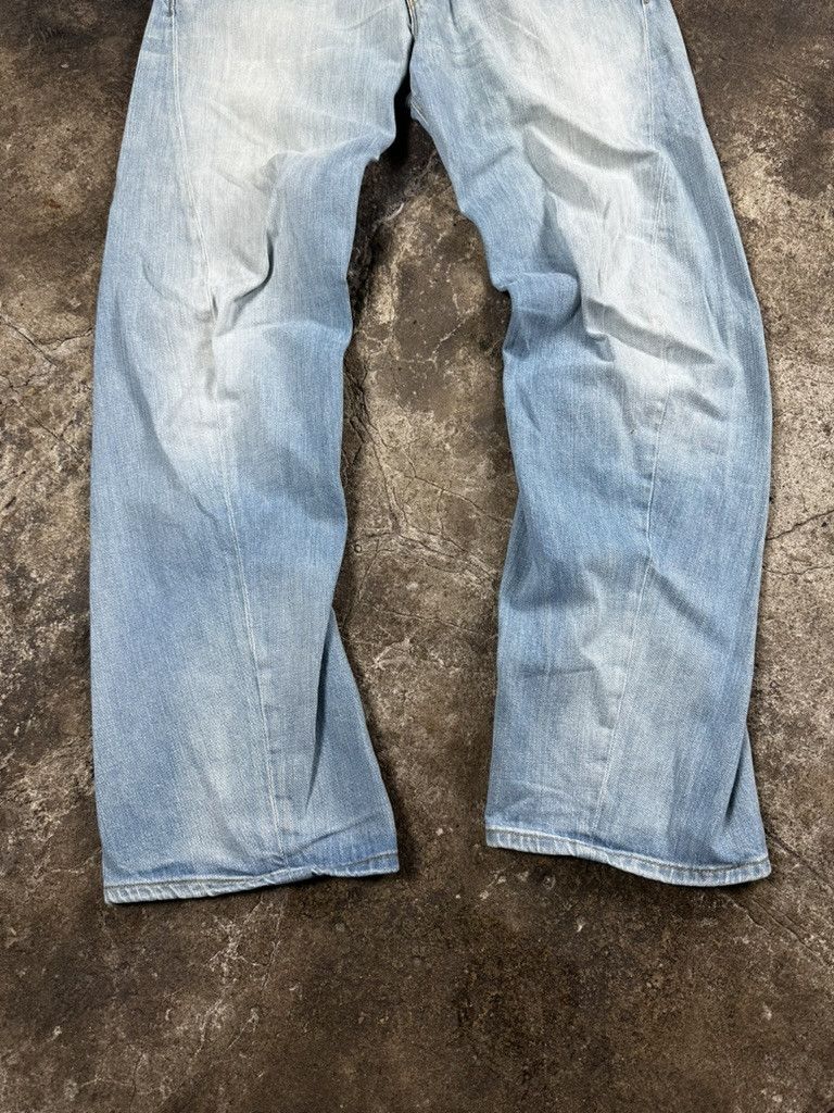 Engineered Garments × Levi's Vintage Levi's Engineered Oversized Twisted Jeans Size US 34 / EU 50 - 2 Thumbnail