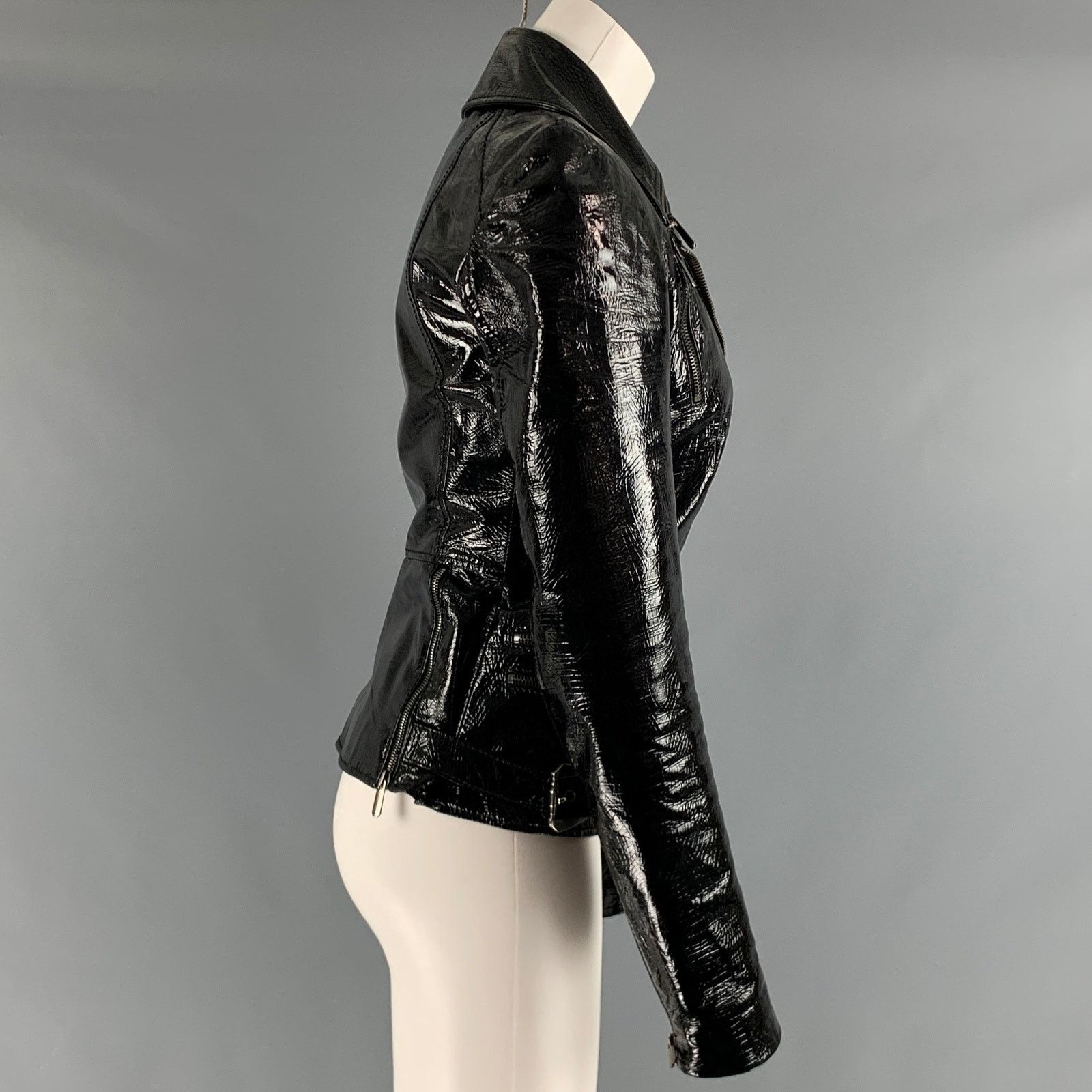 Versace VERSUS by GIANNI VERSACE Black Patent Biker Jacket Size XS / US 0-2 / IT 36-38 - 2 Thumbnail