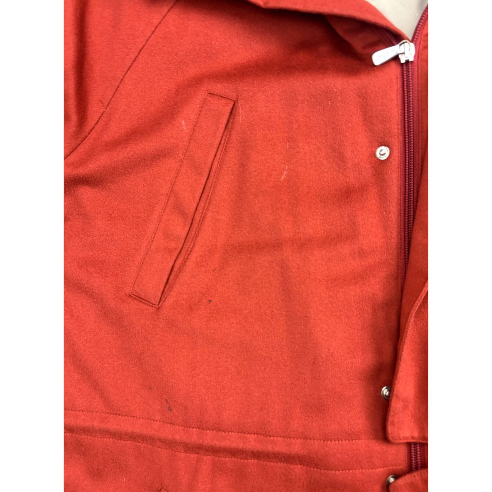Loro Piana VINTAGE Loro Piana Jacket Mens L Red Storm System Ski Hooded Insulated Waterproof Wallet Pockets Zip Stand-Up Collar Mid-Length Size US L / EU 52-54 / 3 - 6 Thumbnail