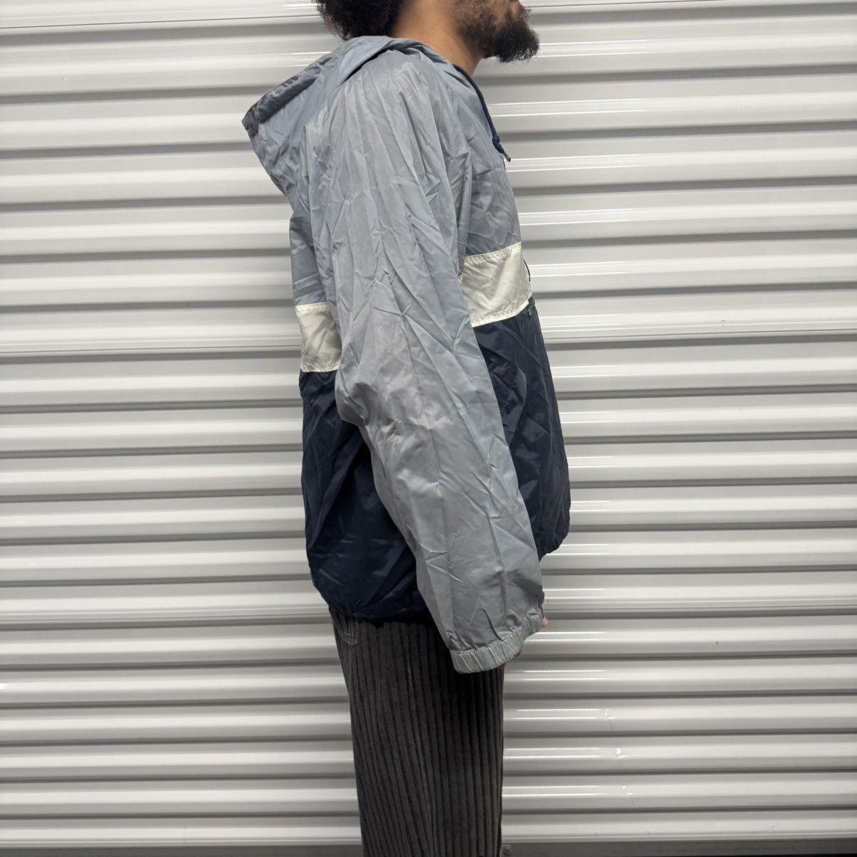 Gap Y2K/2000s Grunge Gap Grey And Navy Blue Striped Windbreaker Size US M / EU 48-50 / 2 - 3 Thumbnail