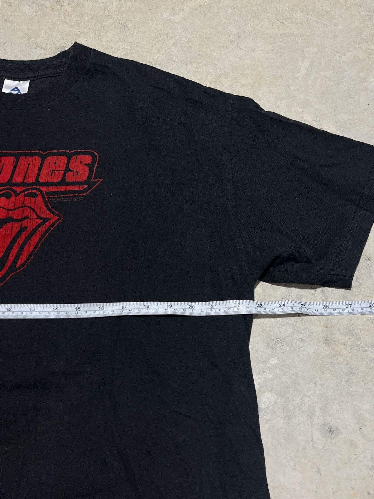 Vintage Vintage The Rolling Stones Lips Velvet Print Band Tee Size US XL / EU 56 / 4 - 5 Thumbnail