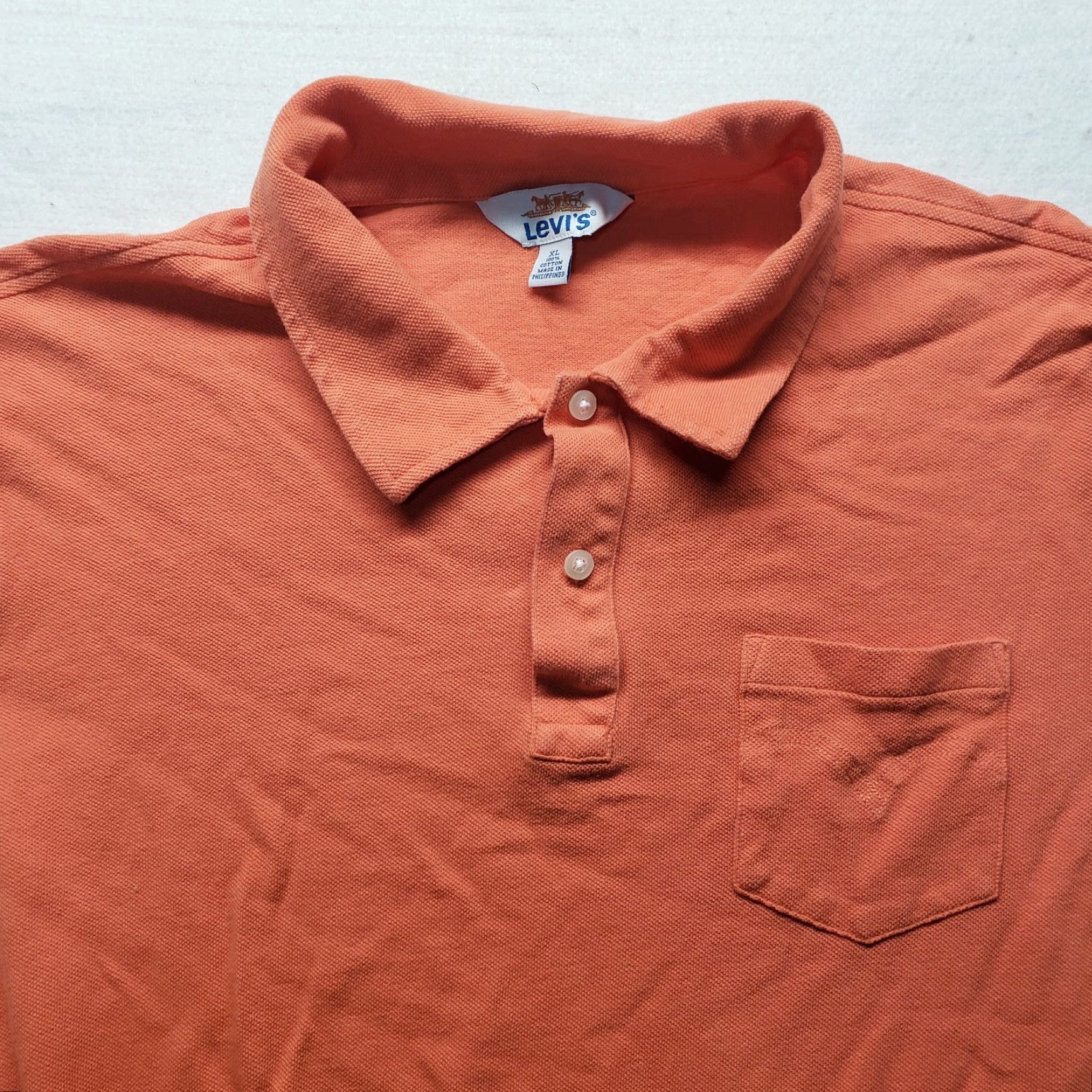 Levi's Levi's Shirt Polo Golf Casual Solid Orange XL Men Short Sleeve Pocket Button Collar Knit Cotton Blend Size US XL / EU 56 / 4 - 2 Thumbnail