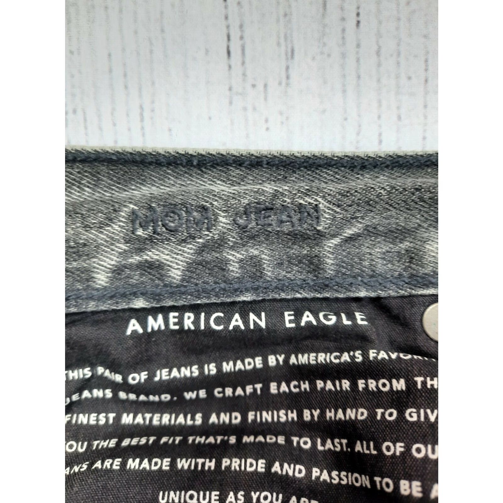 American Eagle Outfitters American Eagle Outfitters Mom Jeans Denim Size 27" / US 4 / IT 40 - 4 Thumbnail