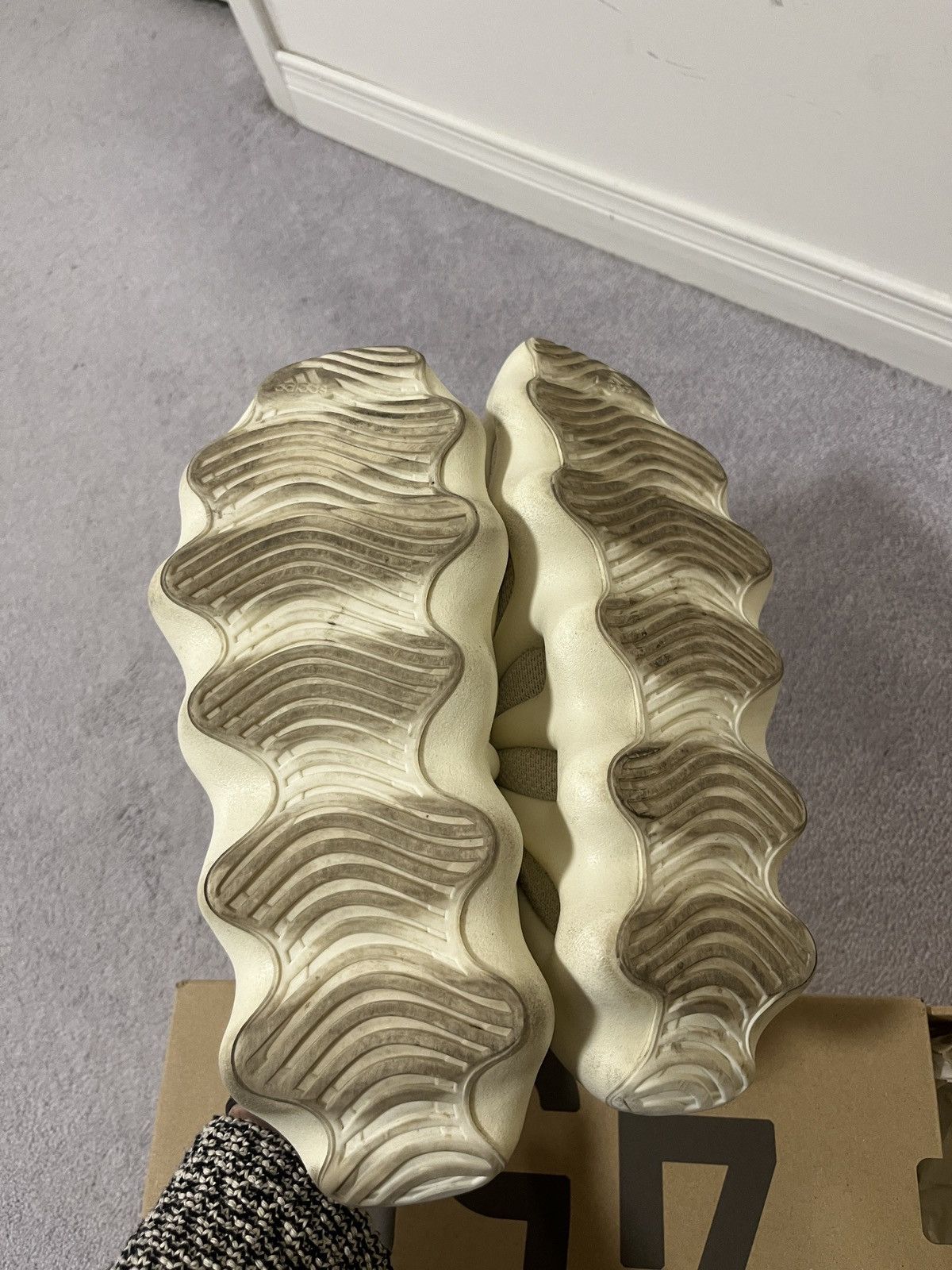 Adidas × Kanye West × Yeezy Yeezy 450 size US9.5 Size US 9.5 / EU 42-43 - 8 Thumbnail