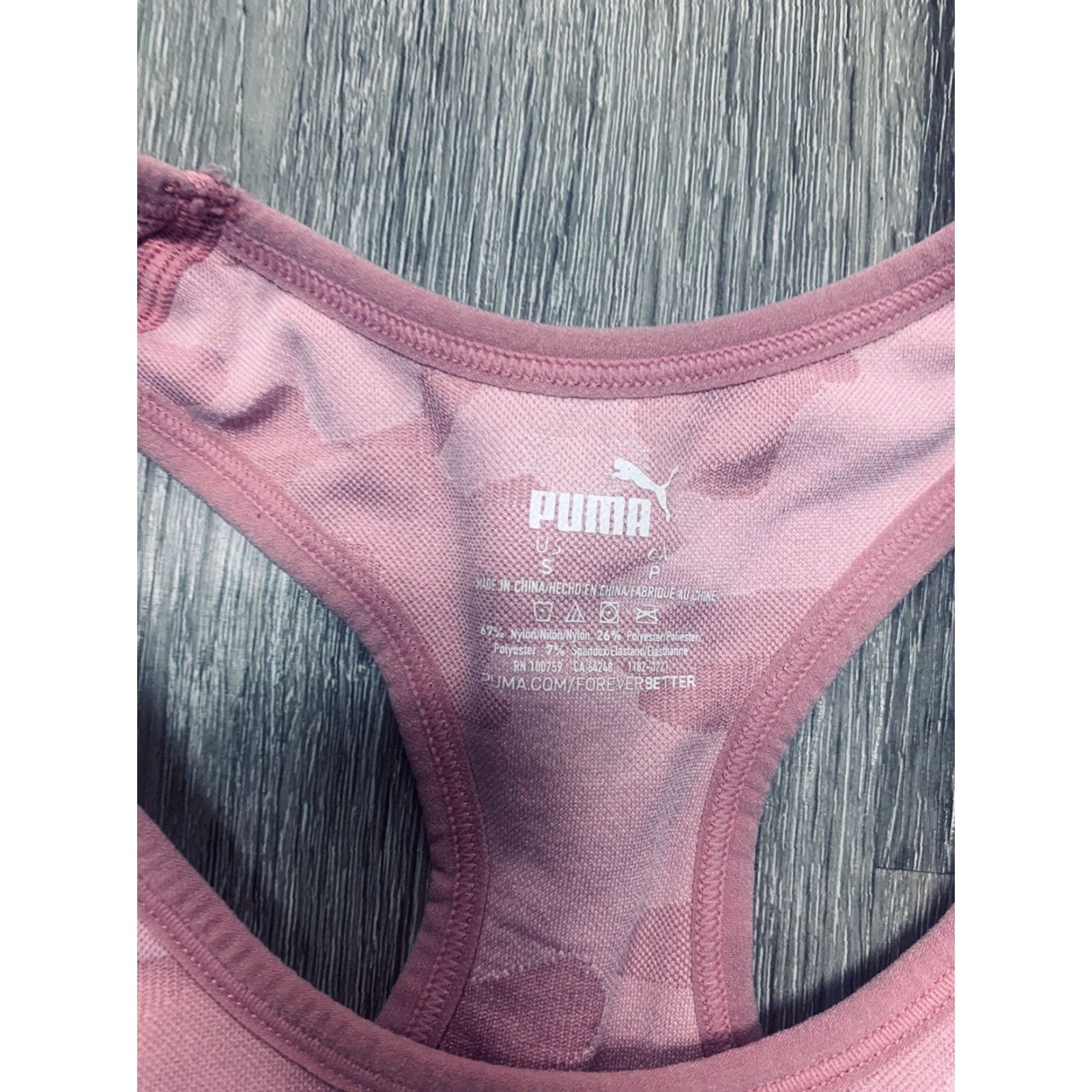 Puma Puma Womens Sports Bra Pink Camo Wireless Racerback Pullover Padded S Shirt Womens Mismatch? Size S / US 4 / IT 40 - 3 Thumbnail