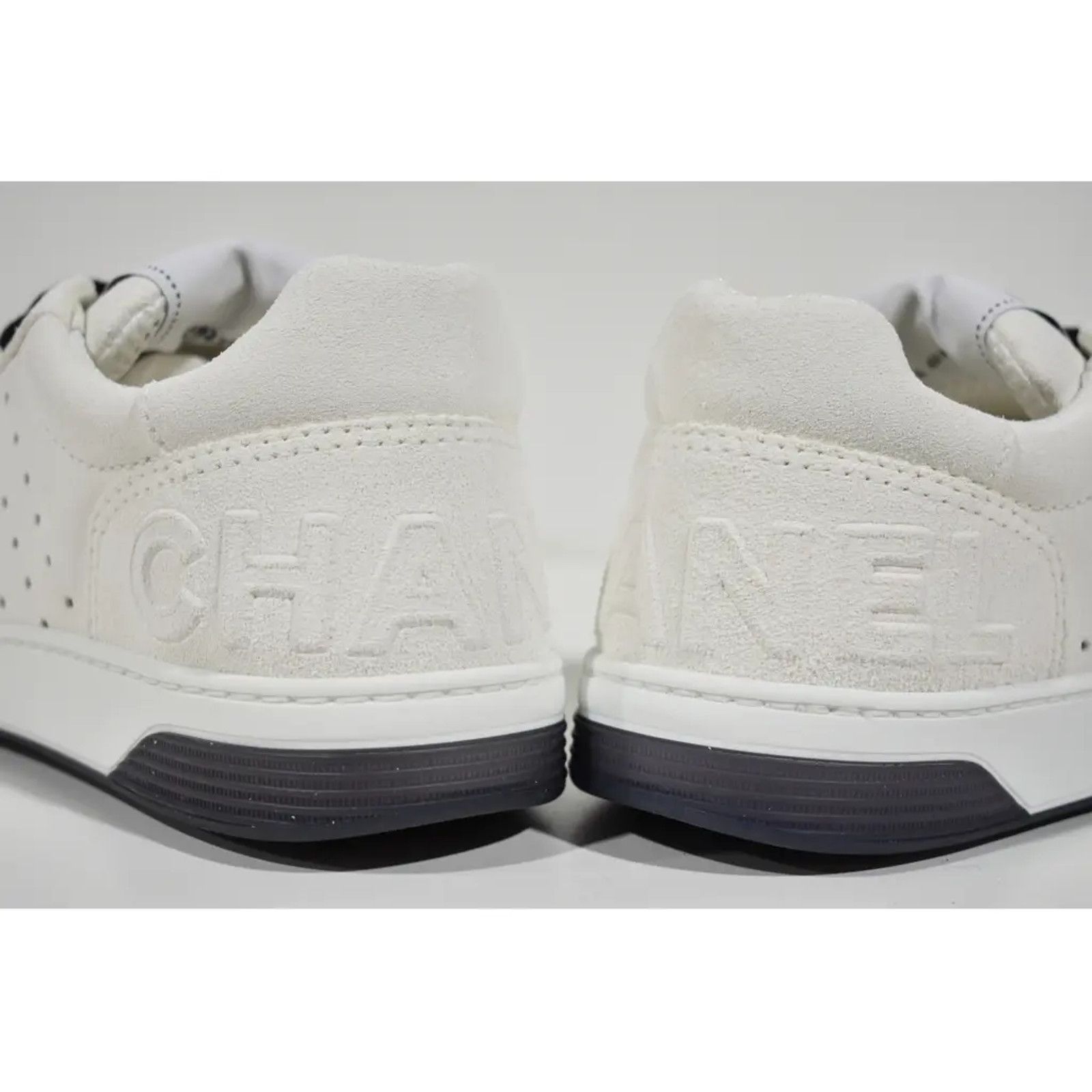 Chanel 22A Suede CC Flat Lace Up Tie Runner Trainer Sneaker 39.5 Size US 9.5 / IT 39.5 - 11 Thumbnail