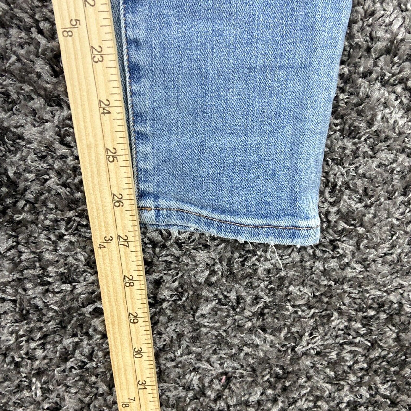Madewell VINTAGE Madewell Skinny Jeans Women 25 Blue Distressed 11” Roadtripper Size 42" / US 20 - 6 Thumbnail