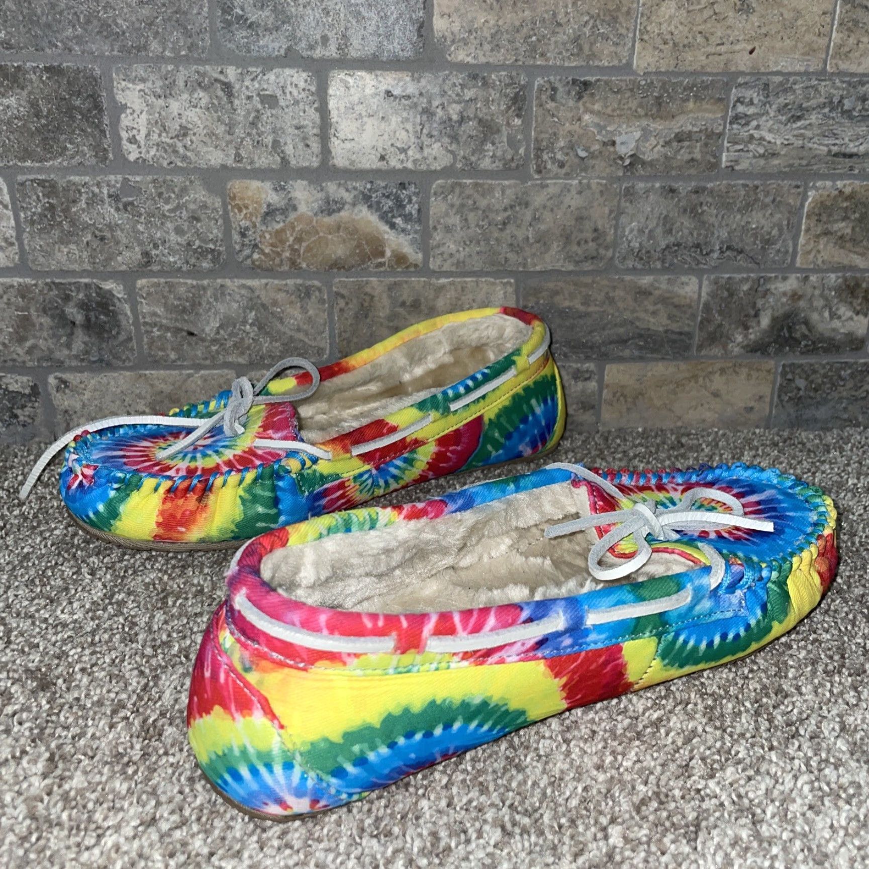 Minnetonka Minnetonka Slippers Womens Size 7 Blue Tie Dye Slip On Moccasin Size US 7 / IT 37 - 4 Thumbnail